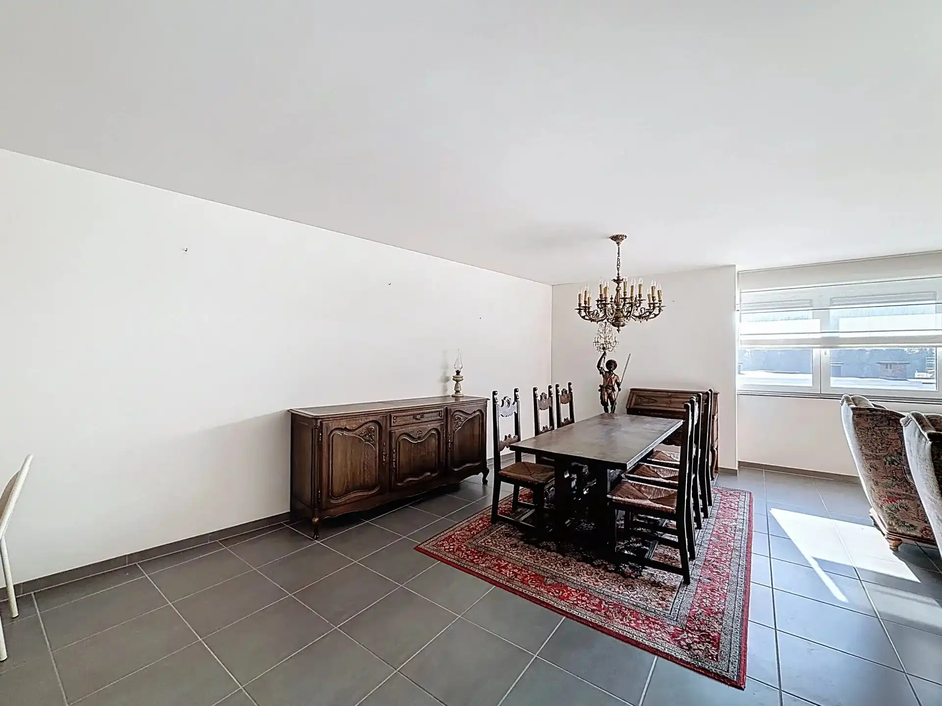 Ruim energiezuinig en verzorgd appartement met 2 slaapkamers en terras. foto 6