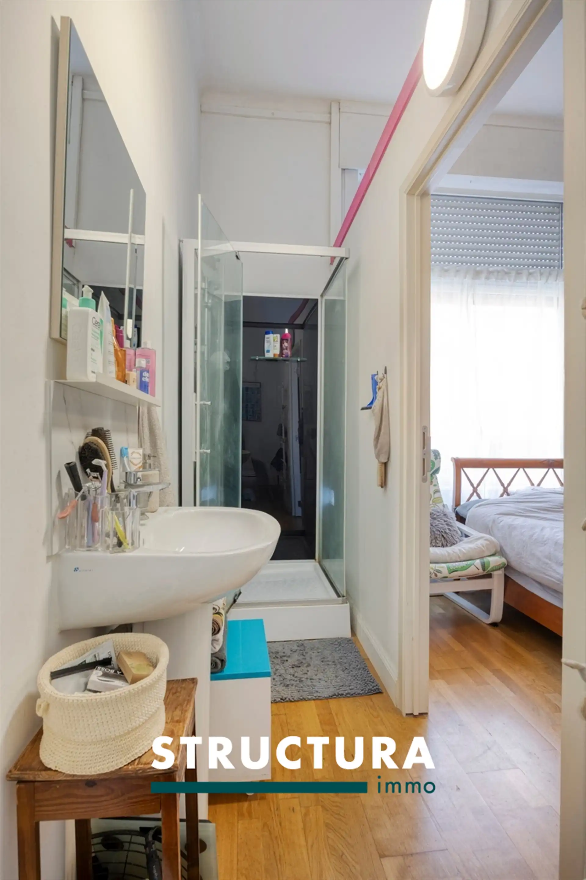 Veelzijdige woning (kangoeroewonen, wonen/werken, ...) met tuin en oprit foto 10
