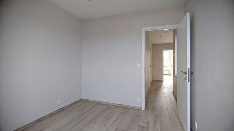 Mooi afgewerkt één-slaapkamer-appartement foto 6