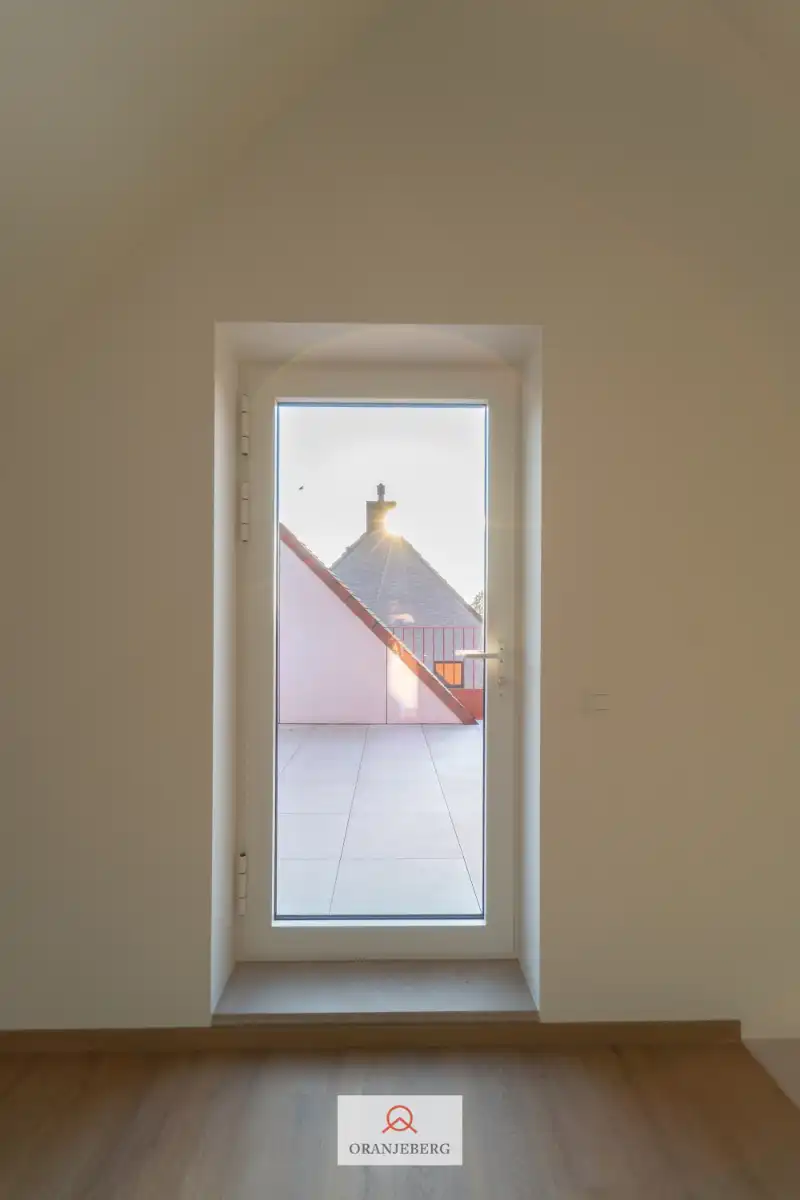 Nieuwbouw penthouse met terras foto 20