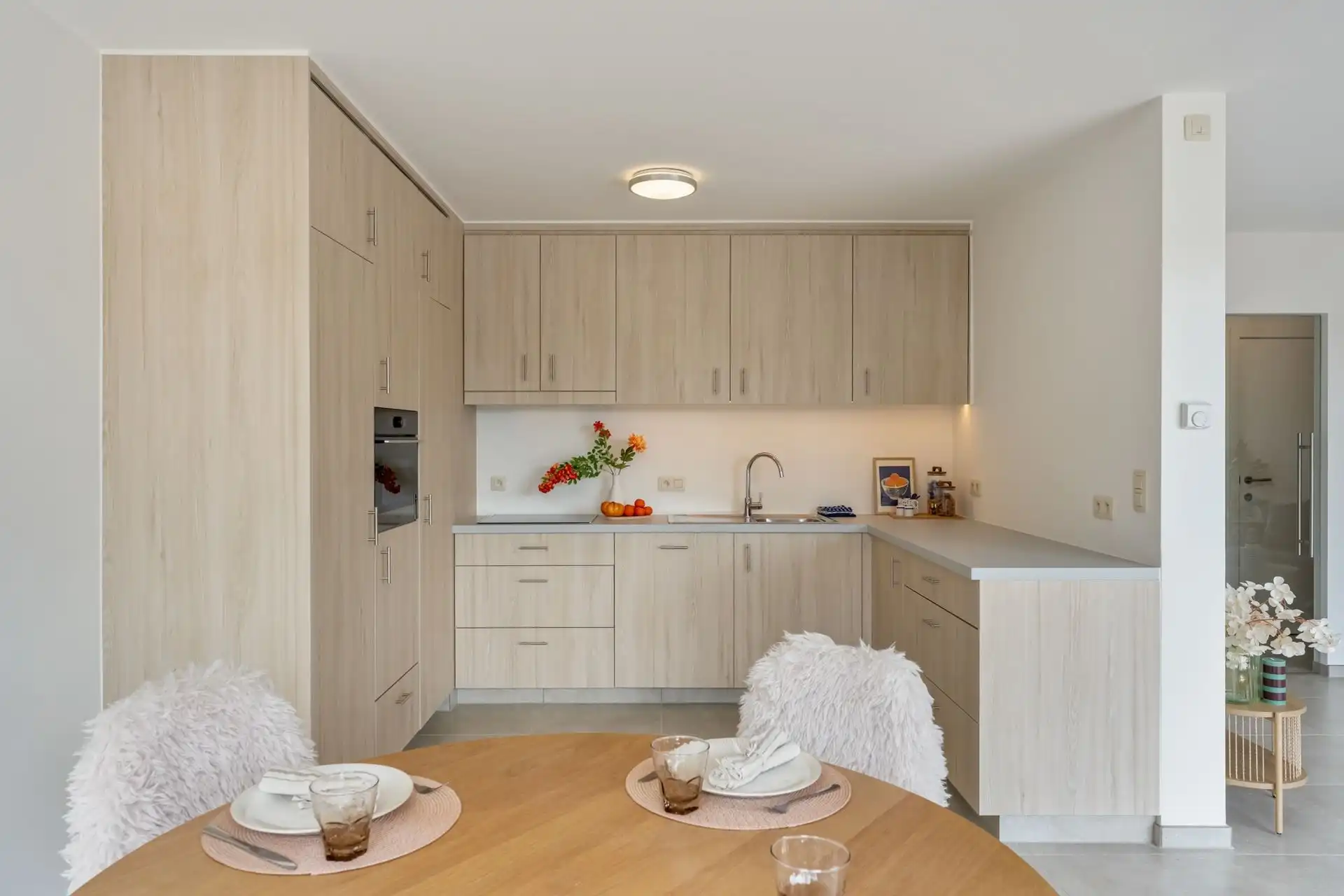 Appartement met 3 slaapkamers, kelderberging en autostaanplaats foto 2