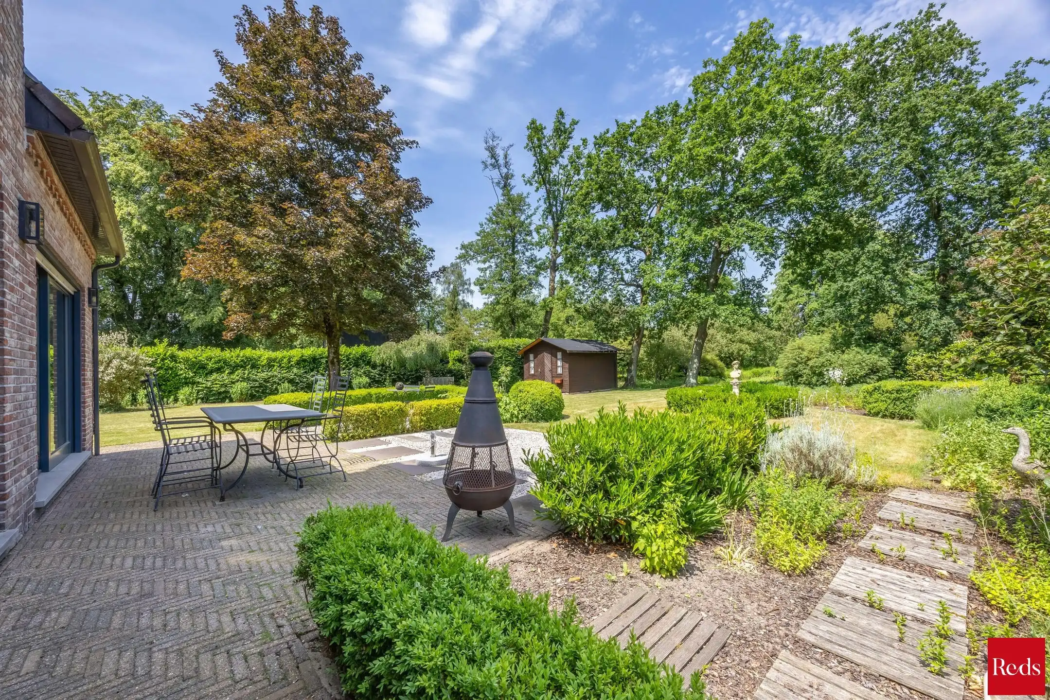 Charmante woning met uitzicht op blijvend groen foto 28