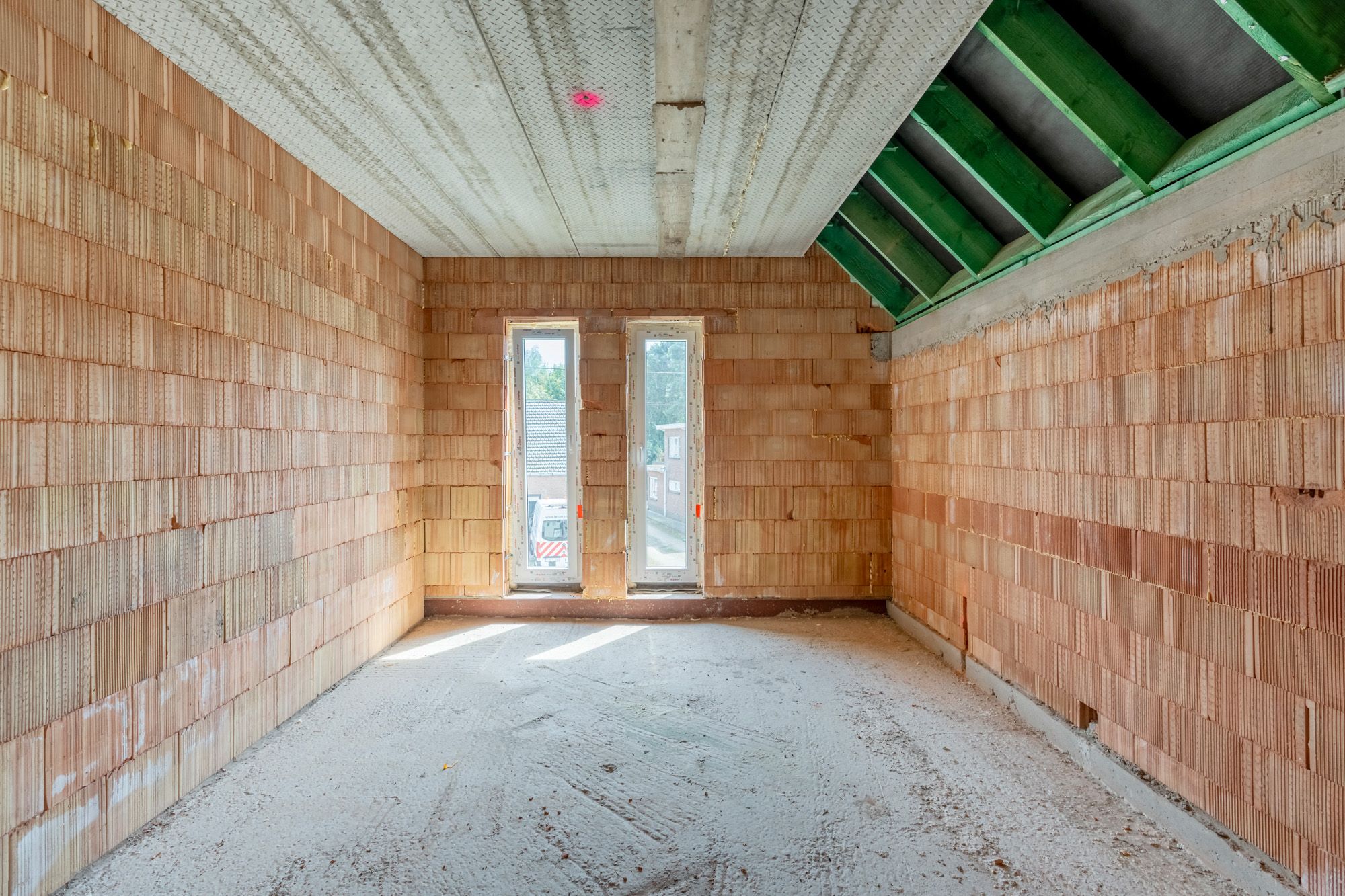 ROYALE CASCO-WONING MET EEN HEERLIJK LICHTRIJKE WOONKAMER MET OPEN KEUKEN EN AANSLUITEND DE BERGPLAATS, 3 SLAAPKAMERS (MEER MOGELIJK), EEN RUIME BADKAMER EN VOLLEDIG ONDERKELDERD MET DAGLICHT!! EEN HEERLIJK RUIM HUIS MET UNIEKE KELDERVERDIEPING, EEN LEUKE TUIN OP 6A 30CA, OP EEN GEGEERDE LOCATIE IN PELT!  foto 31