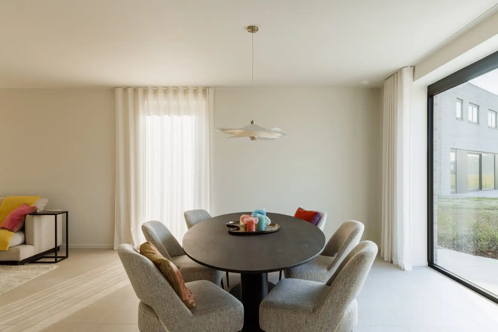 Ruime nieuwbouwvilla met royale tuin in Kruibeke foto 13