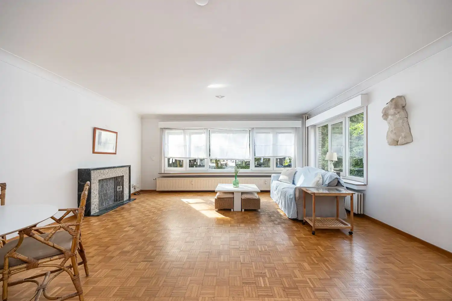 Ruim appartement 101 m² op de Fruithoflaan foto 3