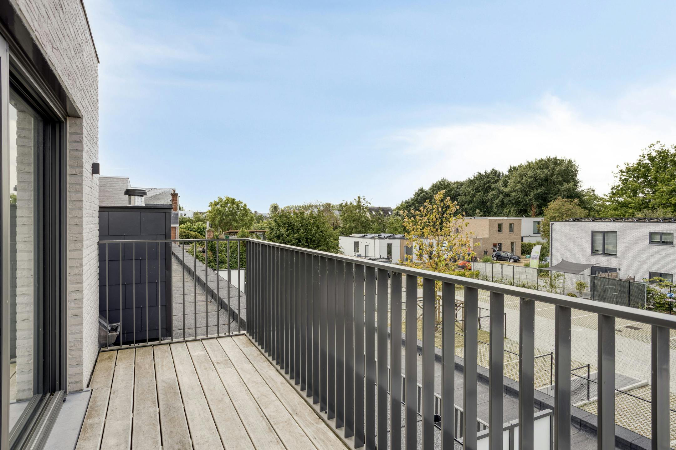 INSTAPKLAAR BEN-APPARTEMENT MET 2 SLAAPK. IN BAZEL EN TERRAS foto 12