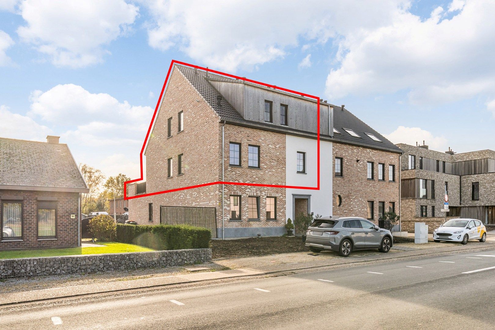 Stijlvol, ruim duplex-appartement met 2 slaapkamers in een kleinschalige residentie nabij het centrum van Opglabbeek!  foto 3