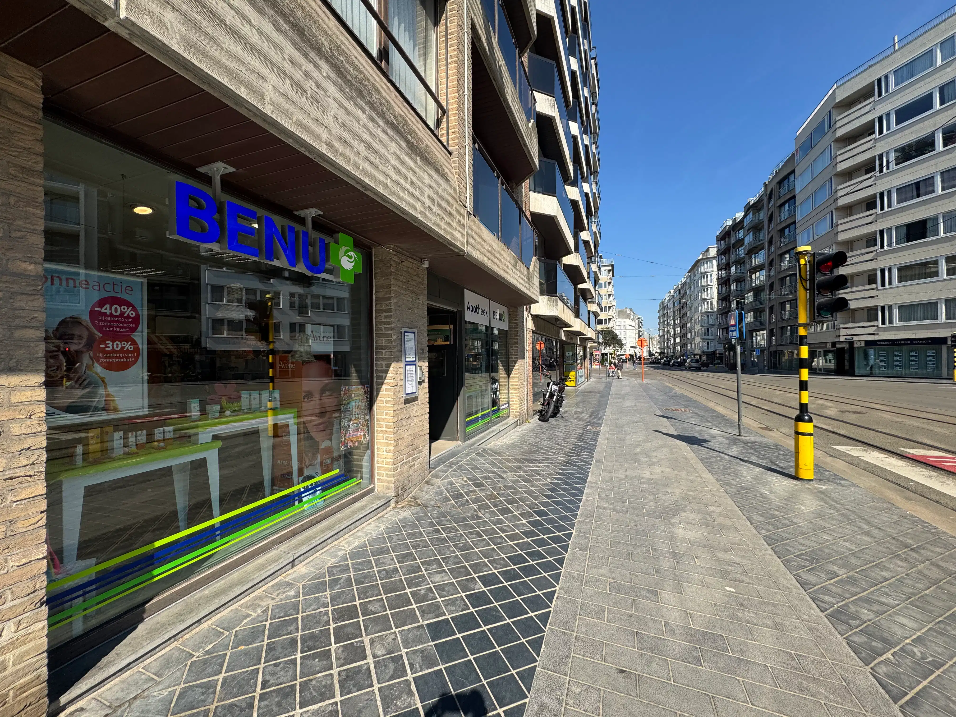 Handelsgelijkvloers 142m² foto 6