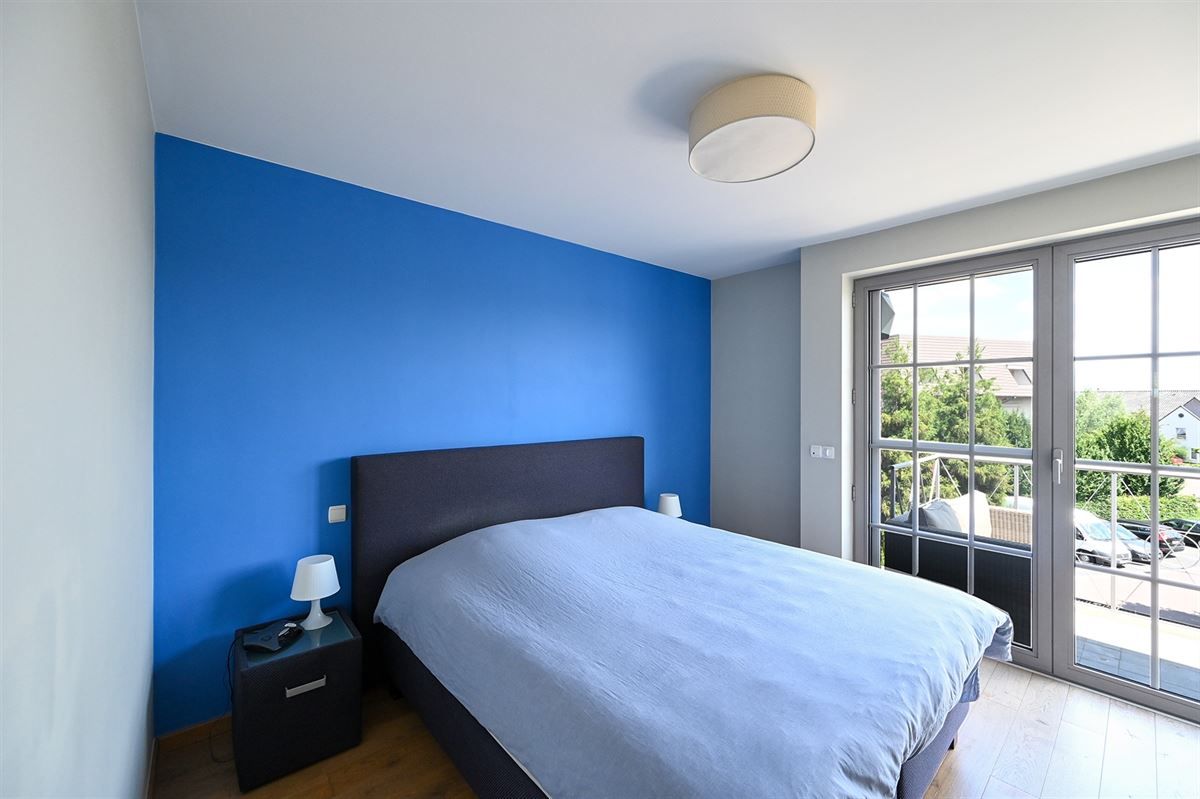 Stijlvol appartement met 2 slaapkamers, 2 terrassen en garageplaats foto 13