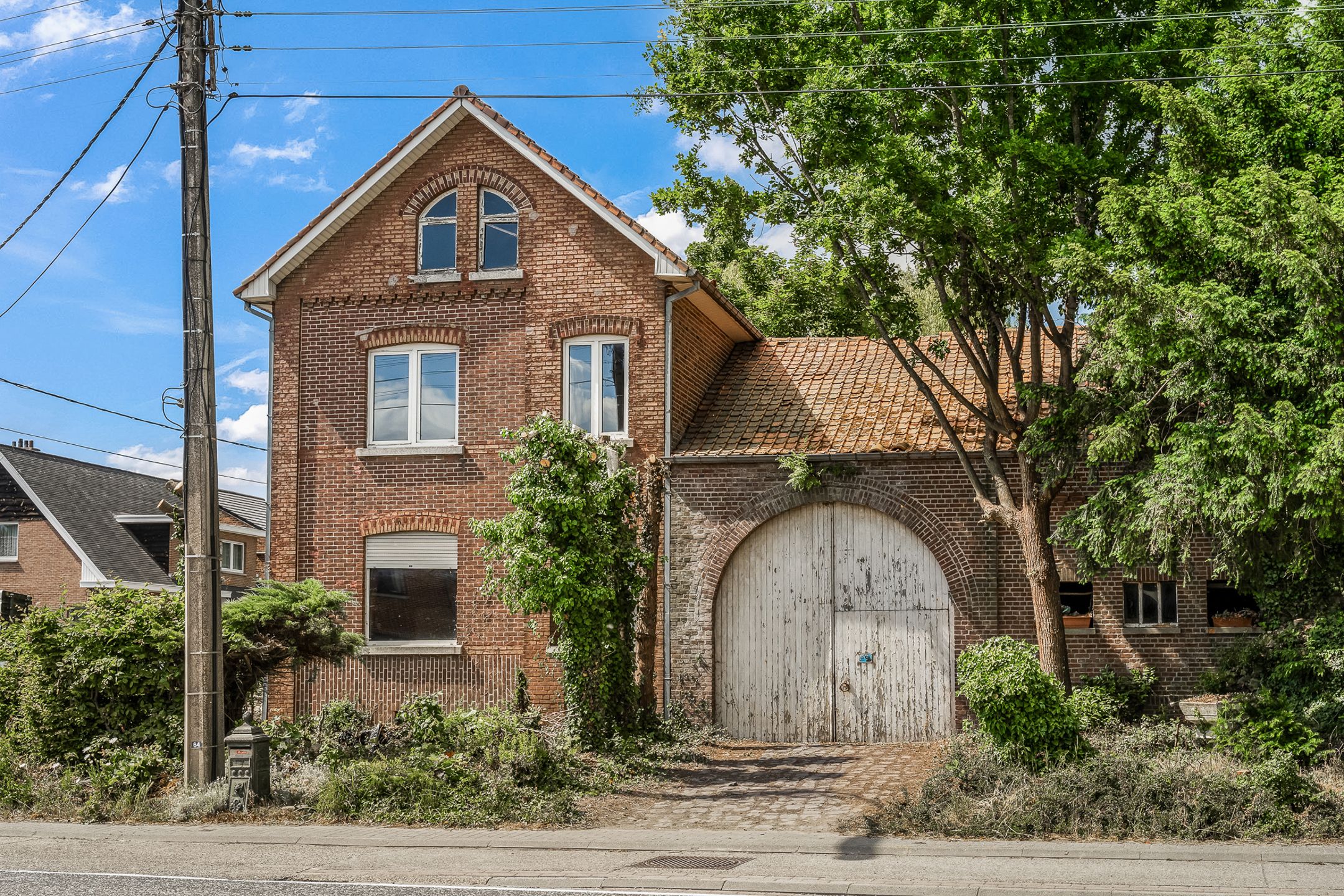Hoofdfoto van de publicatie: Boerderijwoning op 12a23ca te Herderen