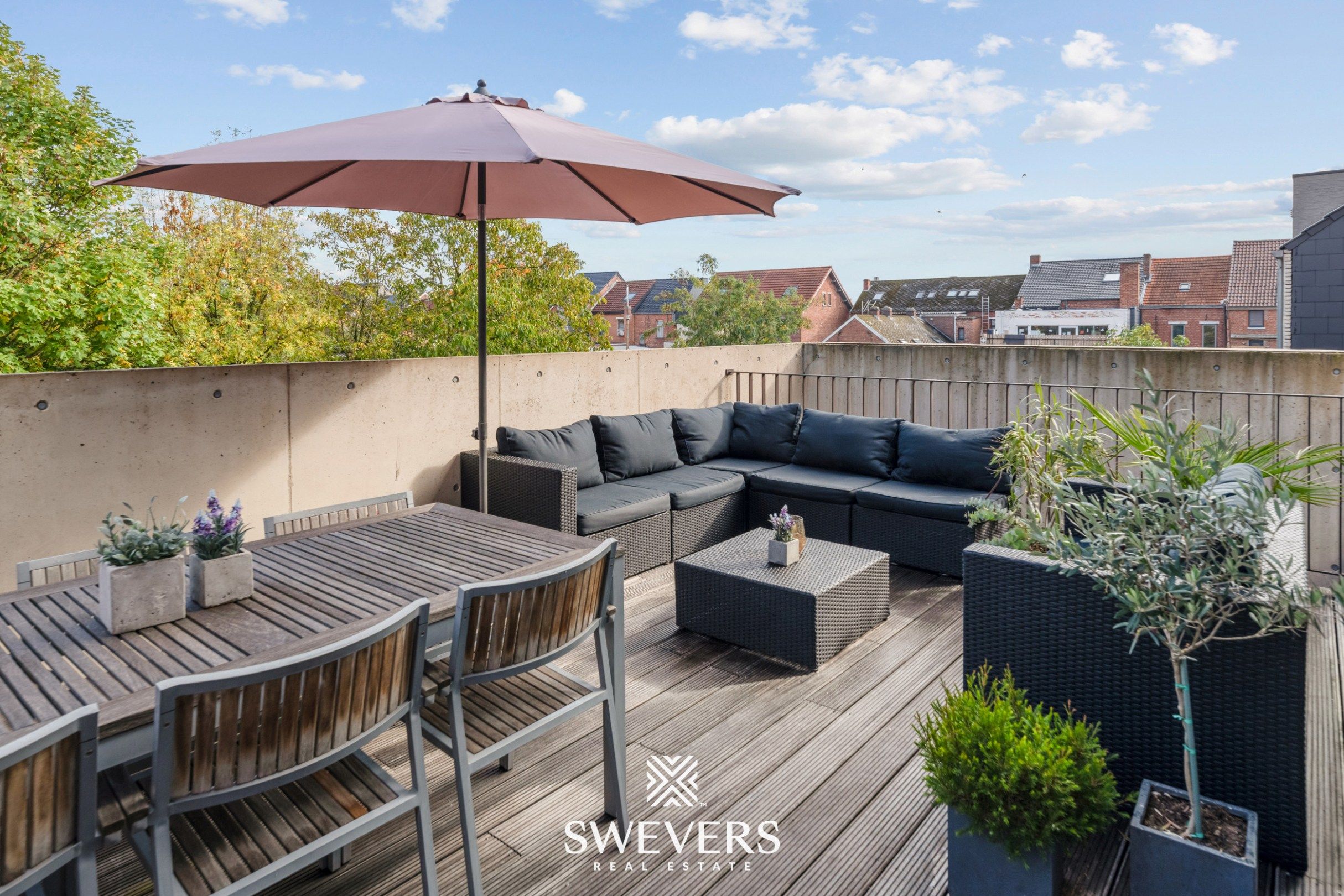 Instapklaar duplexappartement met 3 slaapkamers en ruim terras foto 26