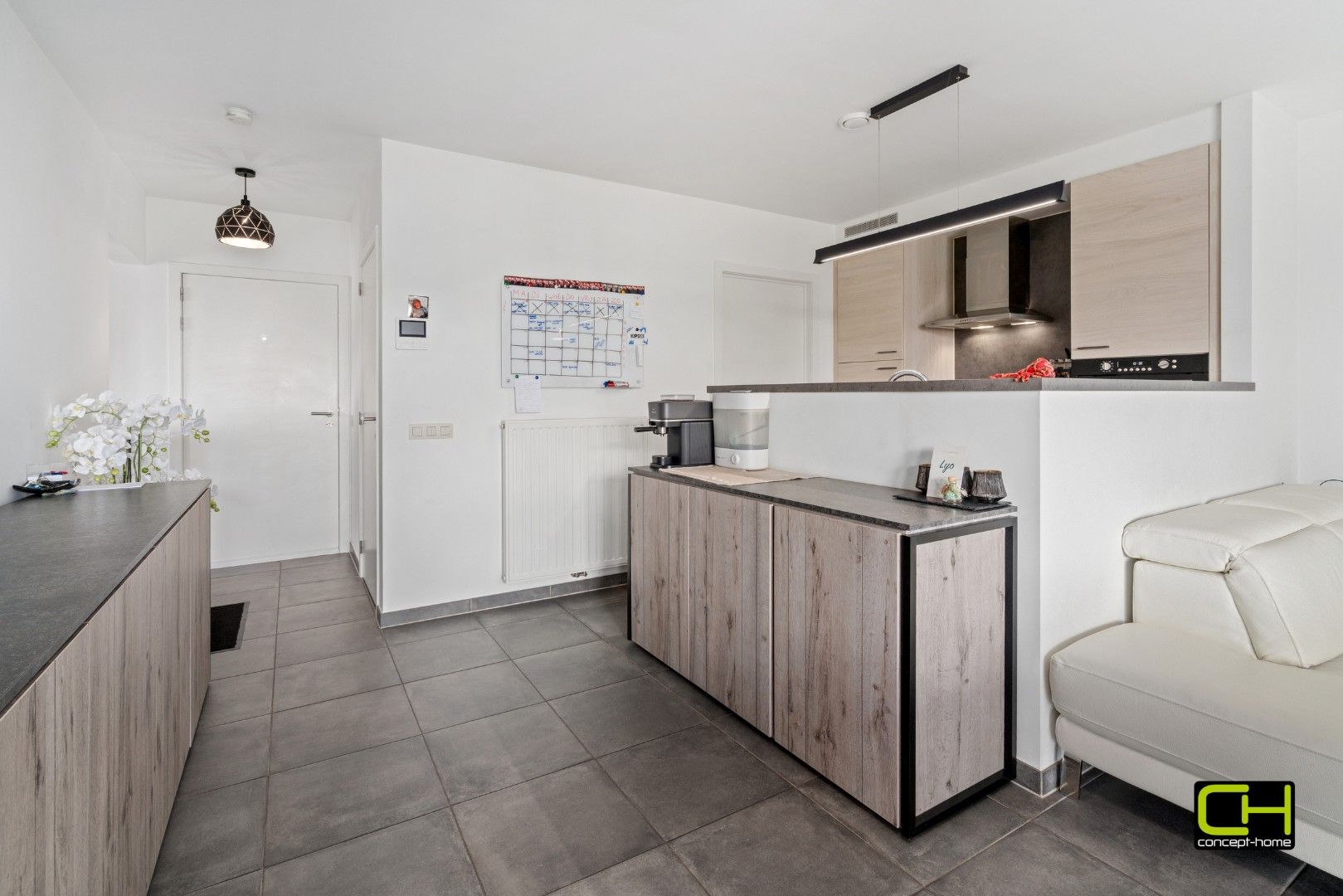 Stijlvol en energiezuinig 2-slaapkamer appartement te koop in Sleidinge foto 4