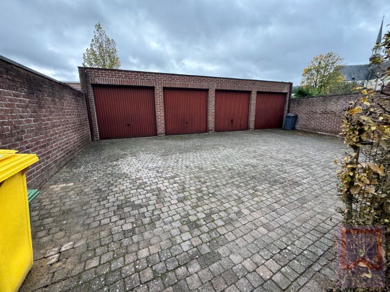 Gelijkvloers appartement met 3 slaapkamers, garage en terras. foto 23