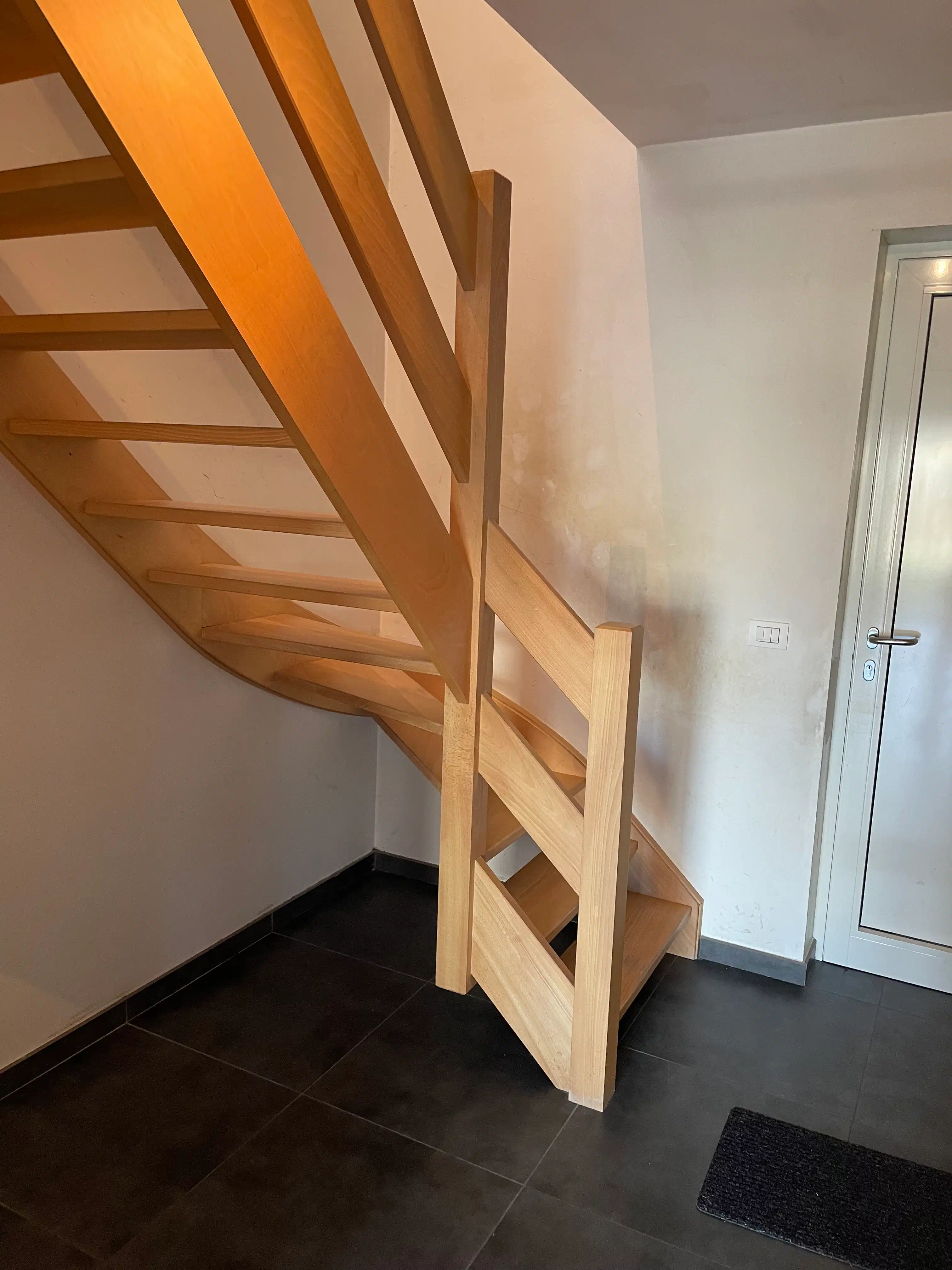 Moderne 3-slpk EENGEZINSWONING + tuin foto 6