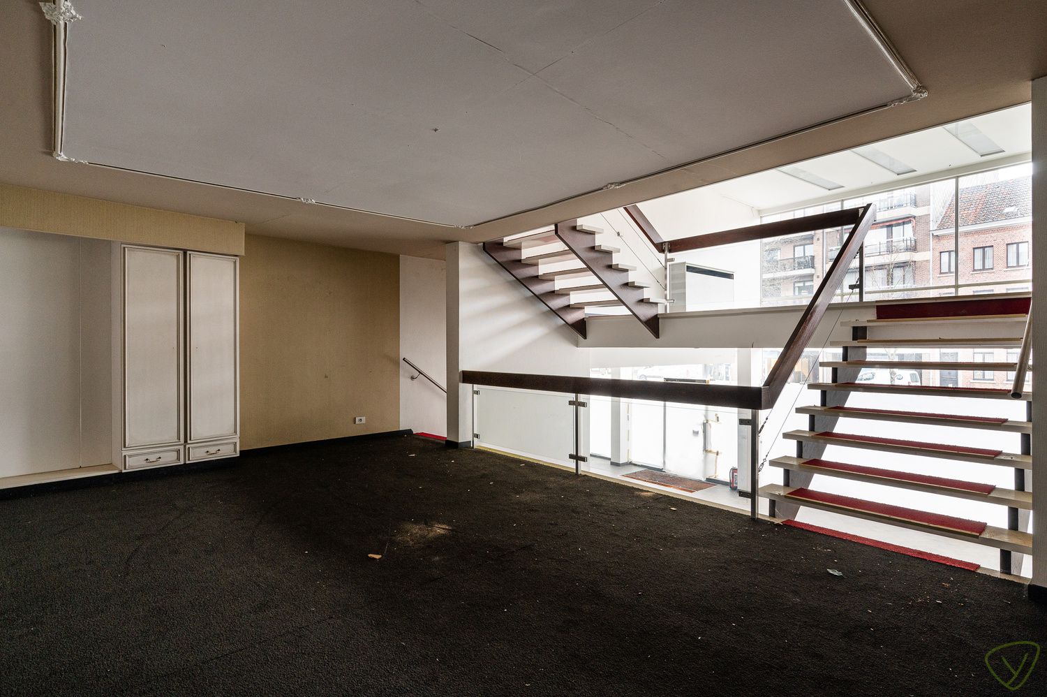 Vastgoedbelegging op een centrale en uitgelezen commerciële locatie! foto 7