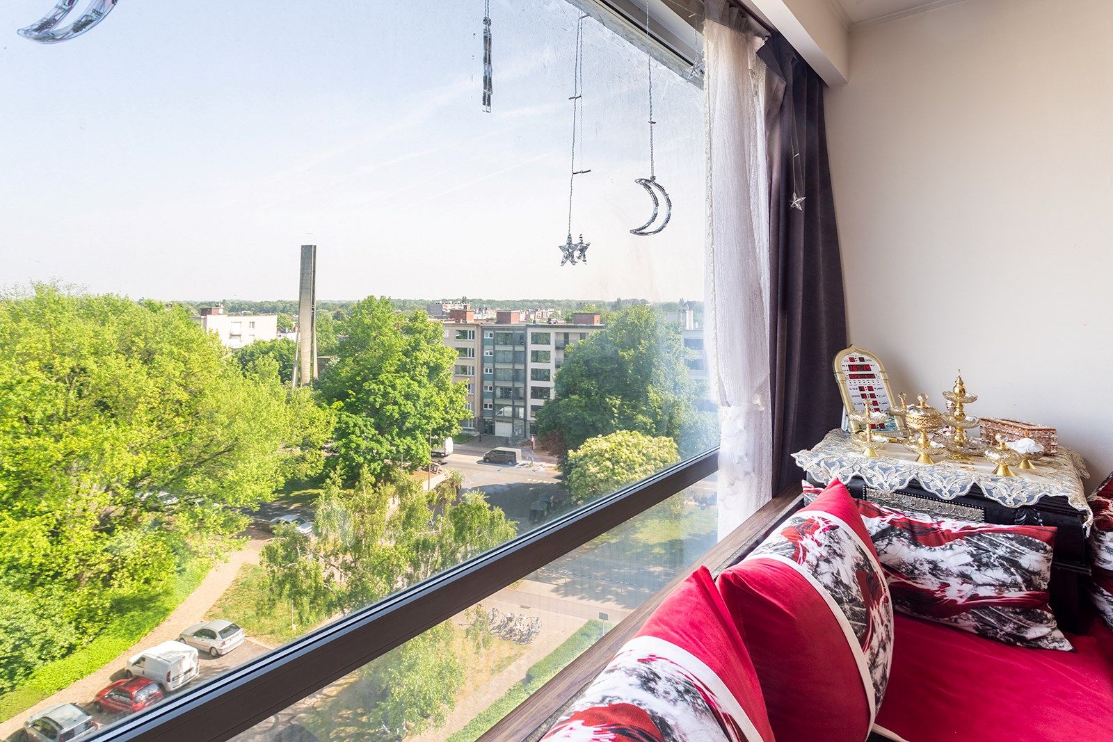Appartement met 3 slpks, 2 bdks, 3 terrassen en parking foto 5