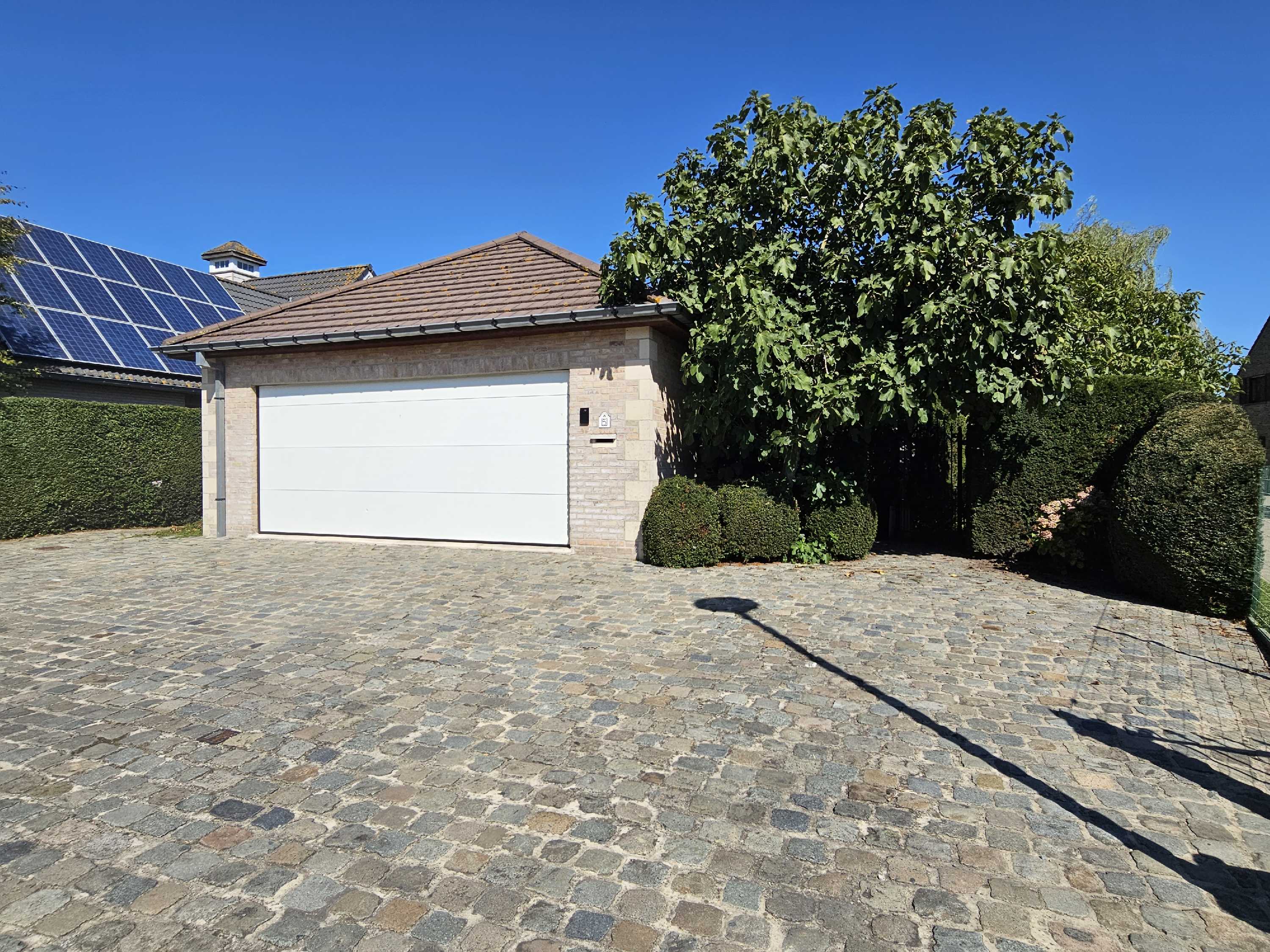 Uitzonderlijke villa nabij de Oude Veurnevaart foto 22