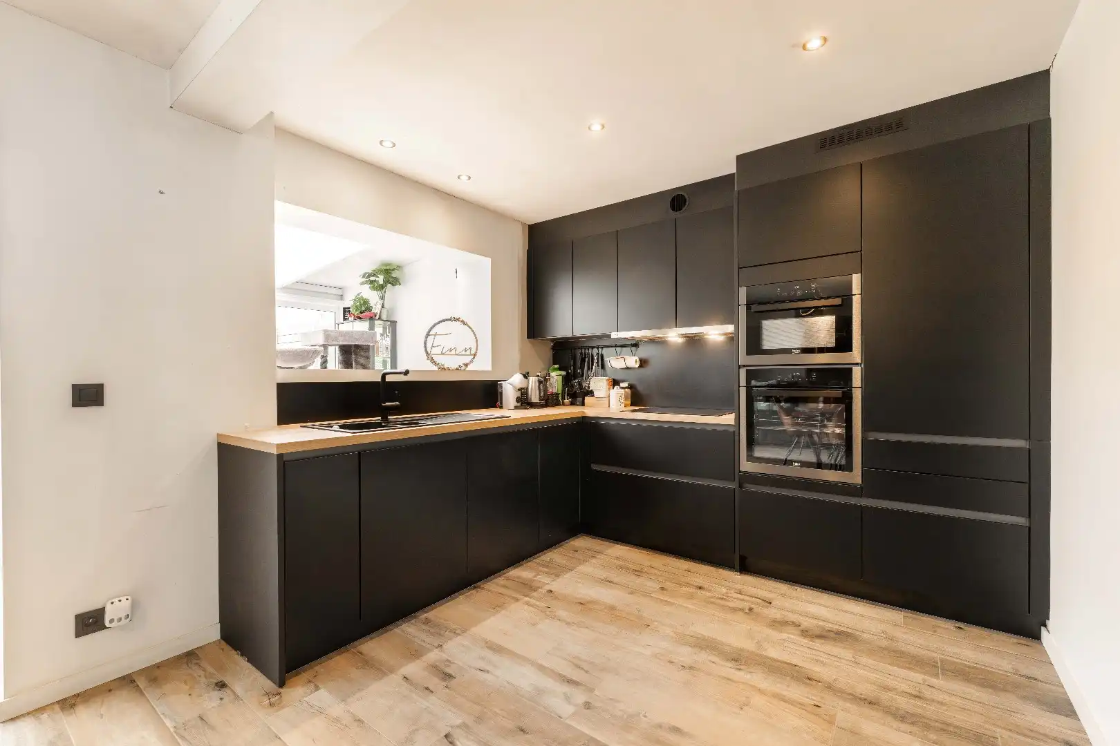 GERENOVEERDE (2021) HALF OPEN BEBOUWING OP 417 m² foto 7