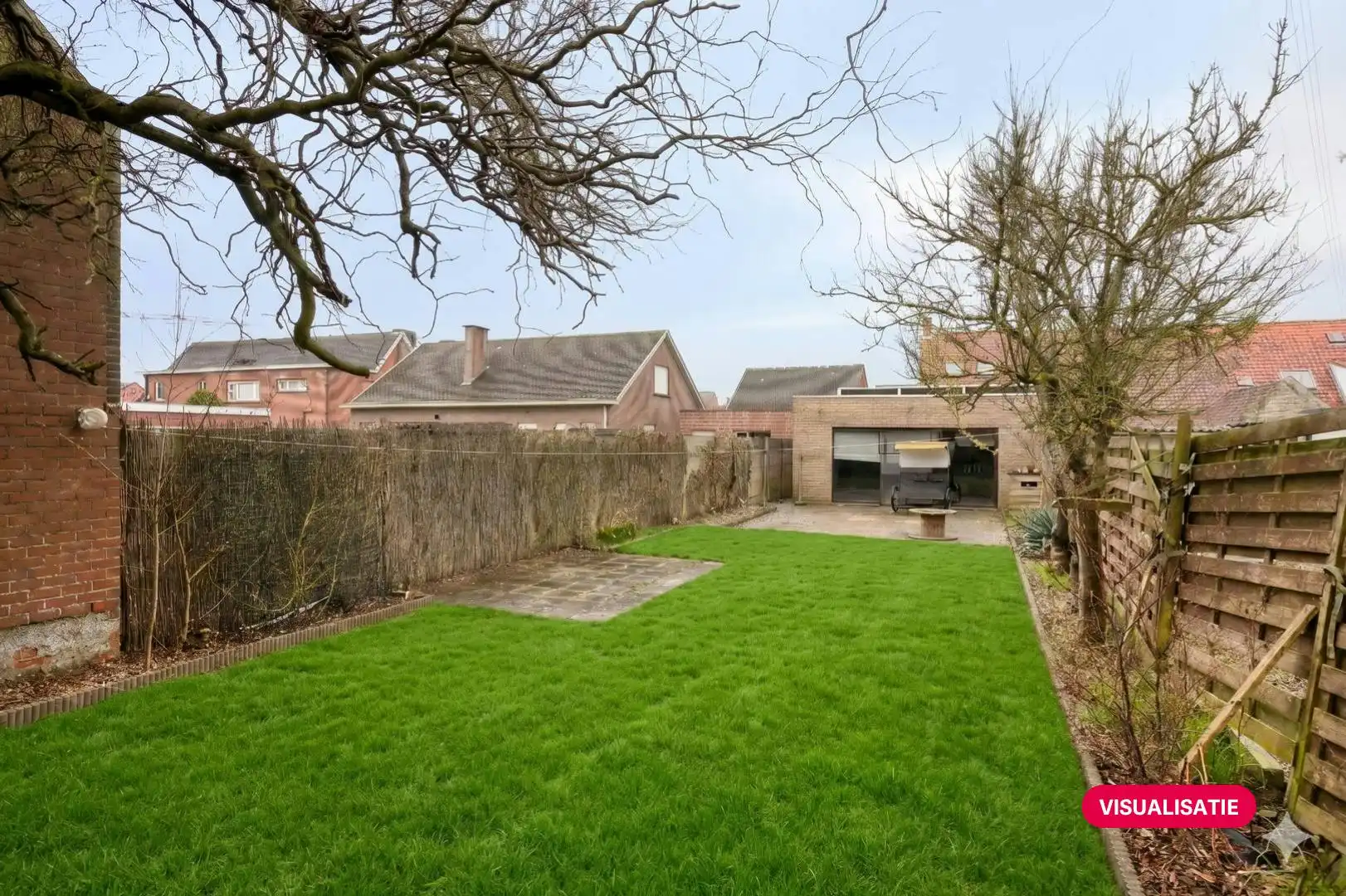Halfopen bebouwing met 3 slaapkamers en tuin in Izegem foto 11