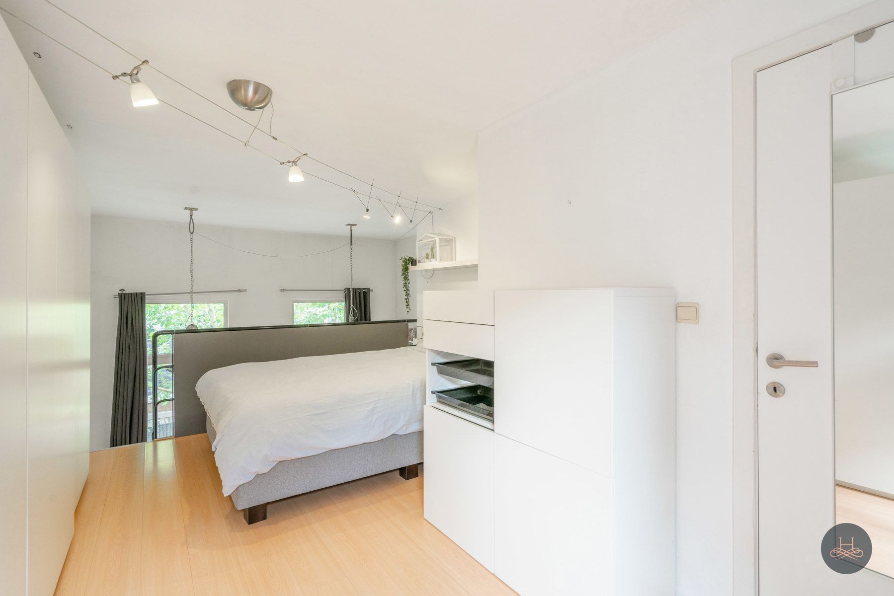 Lichtrijke duplex met terras op toplocatie foto 10