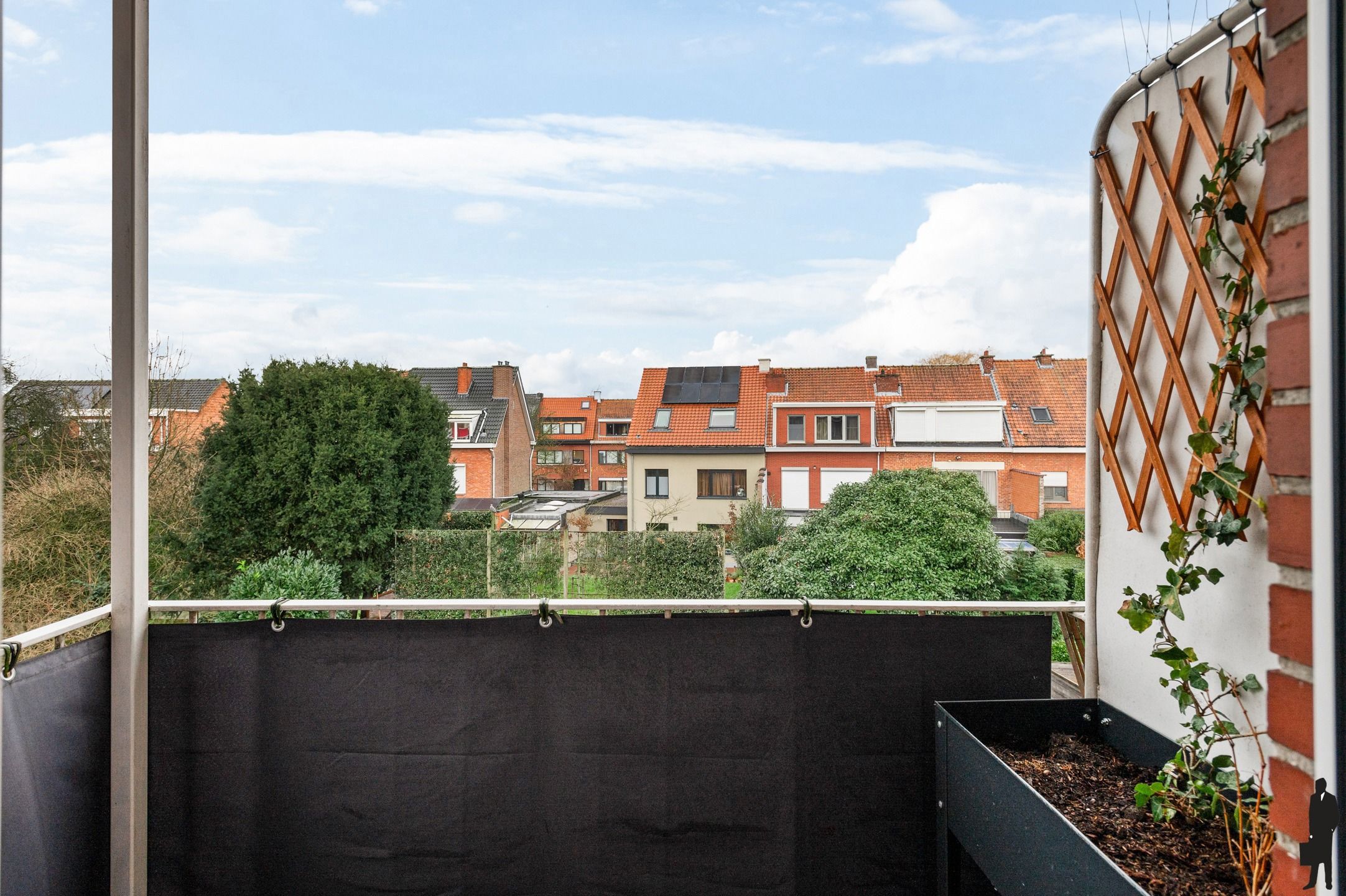 Instapklaar appartement met terrasje in Borsbeek foto 13