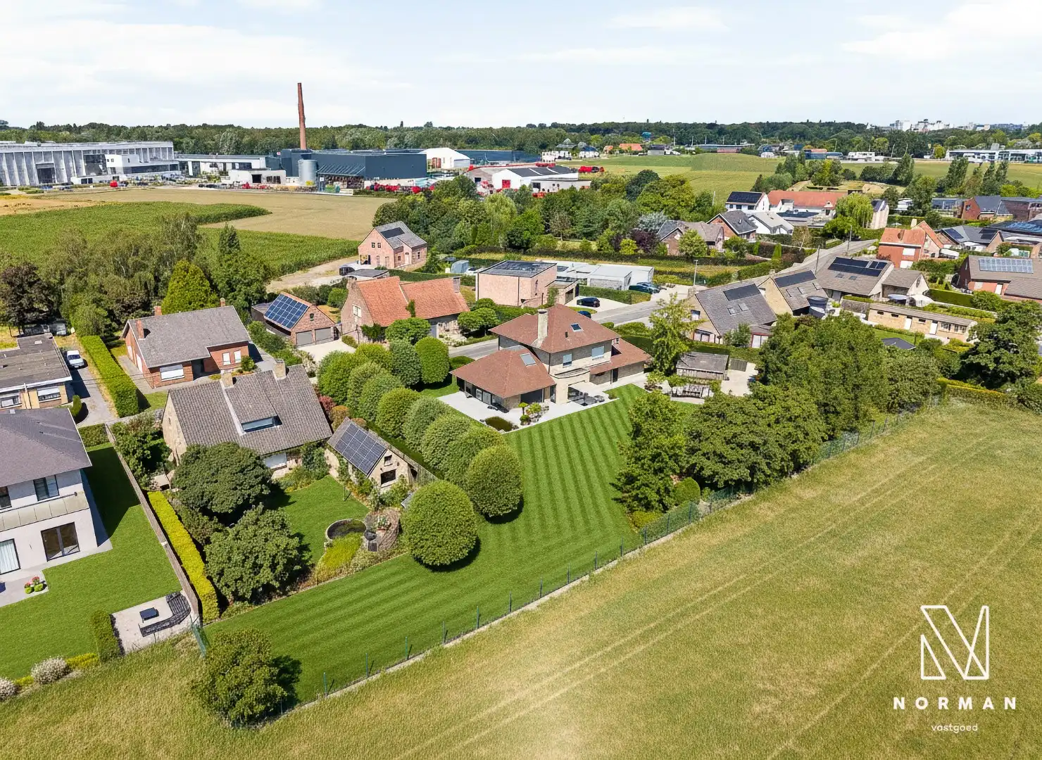 Unieke eigendom op veel grond met 4 kamers, 2 badkamers, dubbele garage, landelijk verzicht,... foto 36