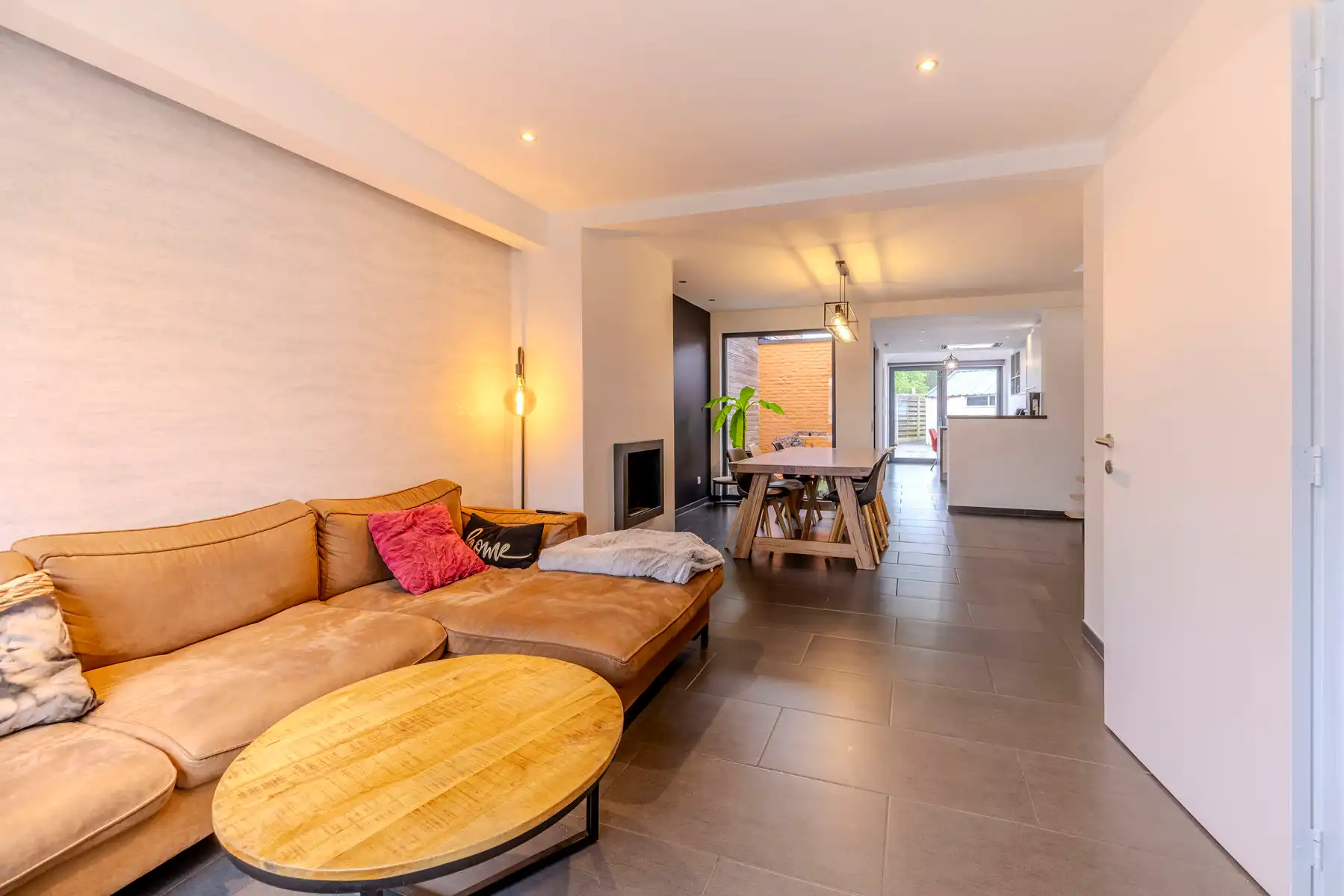Gerenoveerde woning met o.a. 3 slaapkamers foto 12