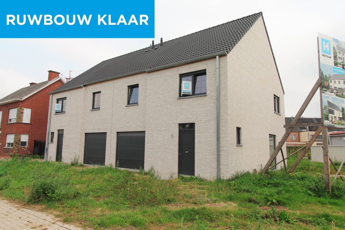 Hectaar bouwt 8 halfopen nieuwbouwwoningen te Blaasveld. foto 1