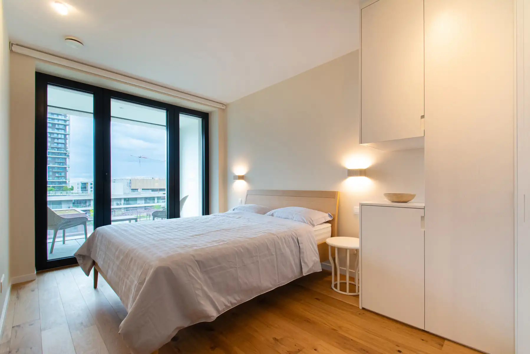 Prachtig gemeubeld 2-slaapkamer appartement met mooi terras foto 8