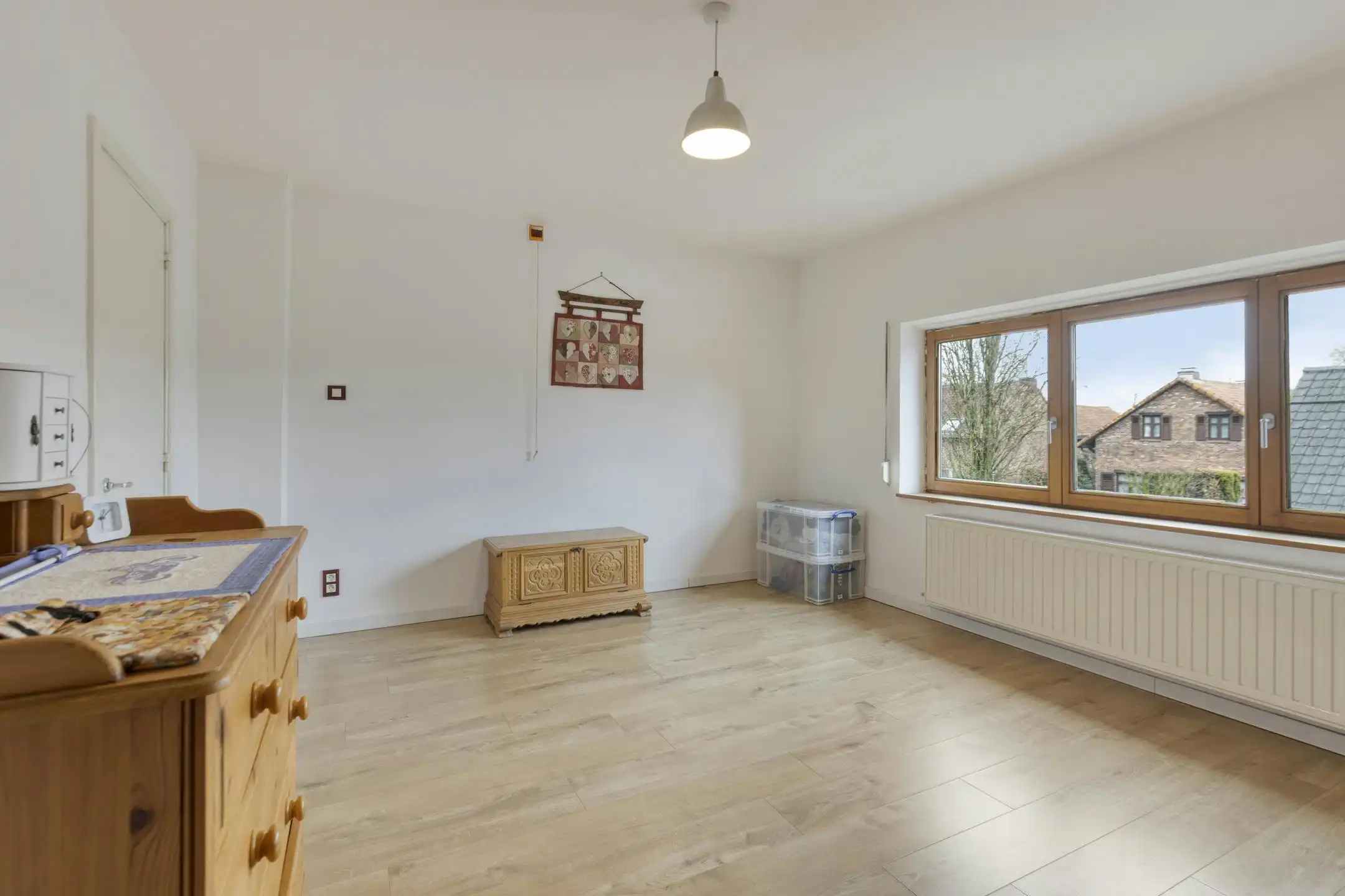 Instapklare, ruime woning in Zepperen op een riant perceel foto 14