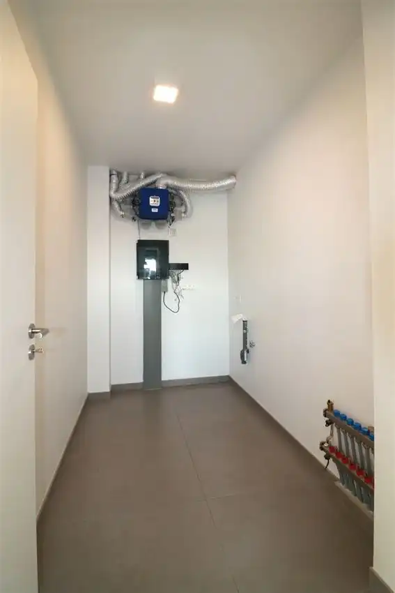 duplex met 2 grote slpk., zuidgericht terras, 2 parkings nabij centrum  foto 14