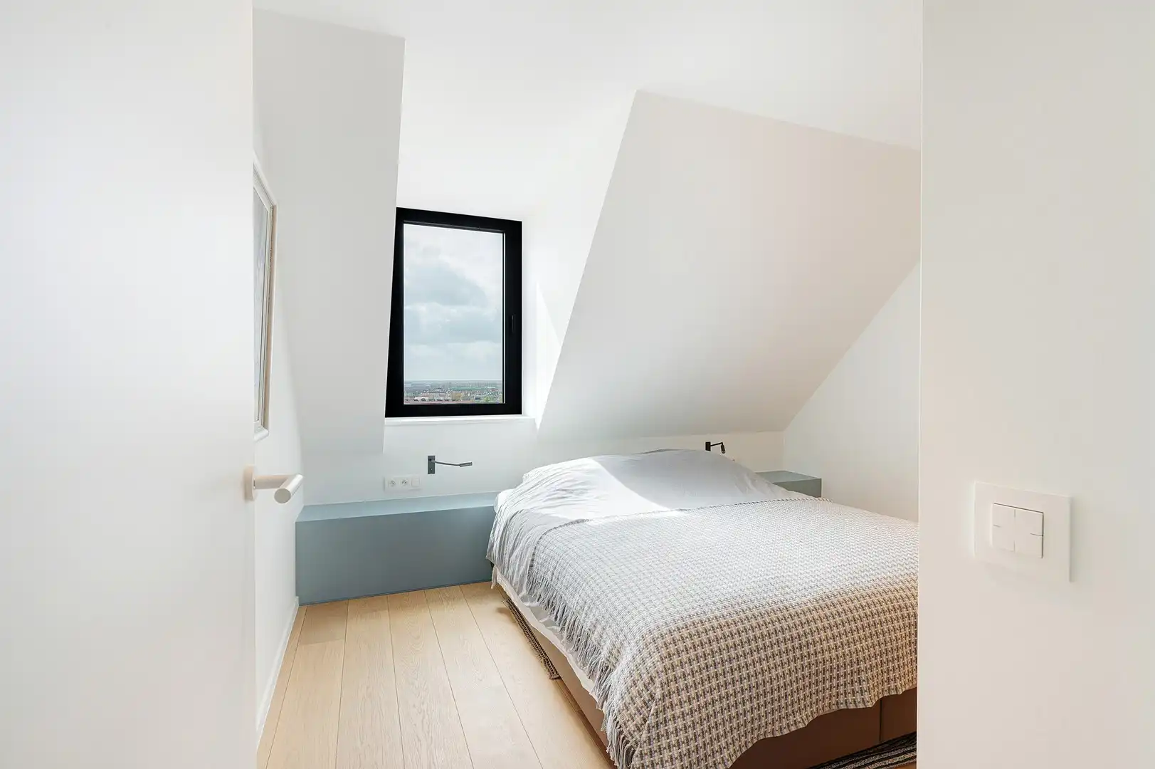 Exclusief en luxueus duplexappartement met panoramisch zicht. foto 24