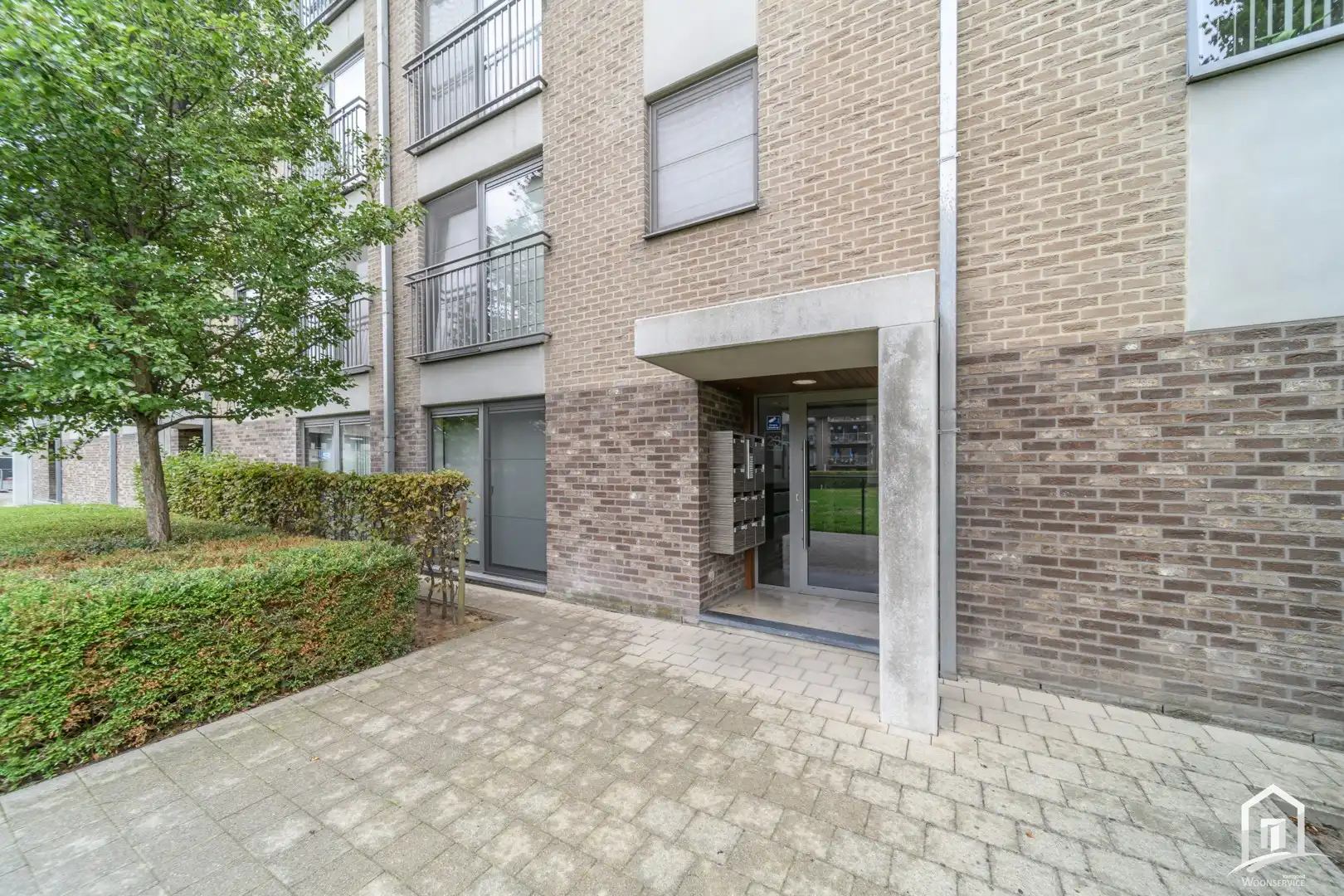 Zeer mooi en gunstig gelegen appartement in hartje Ninove foto 4