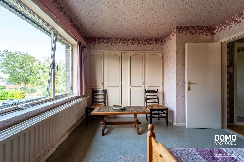 KARAKTERVOLLE, RUIME WONING MET 4 SLAAPKAMERS EN ZONNIGE TUIN TE STOKROOIE foto 19