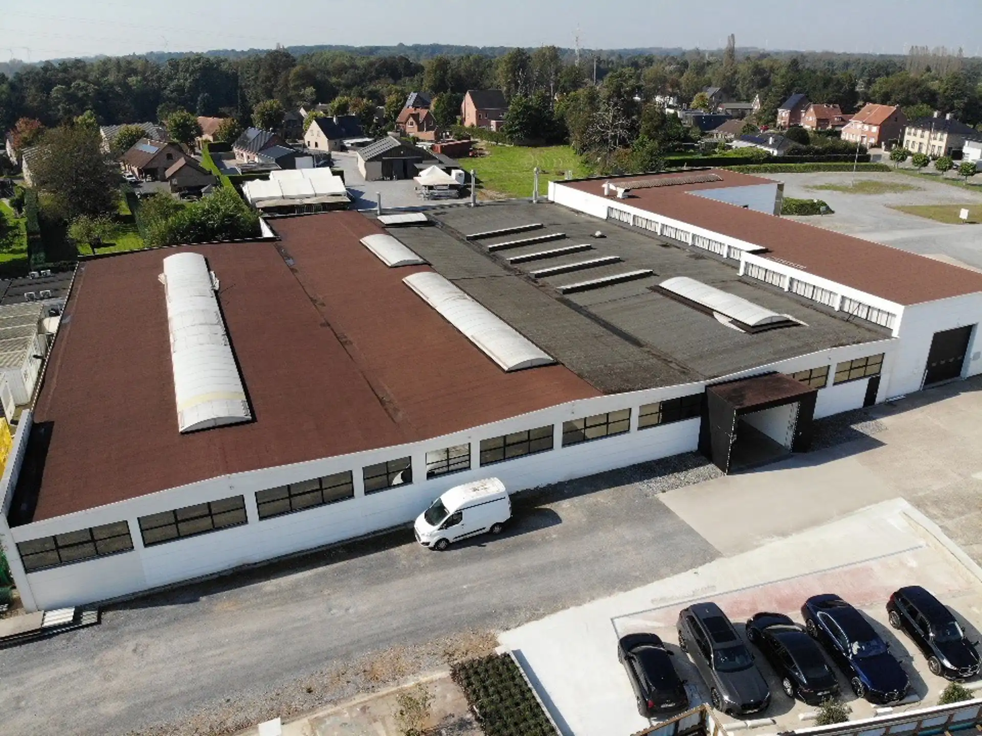 Multifunctioneel bedrijfsgebouw met buitenruimte foto 5
