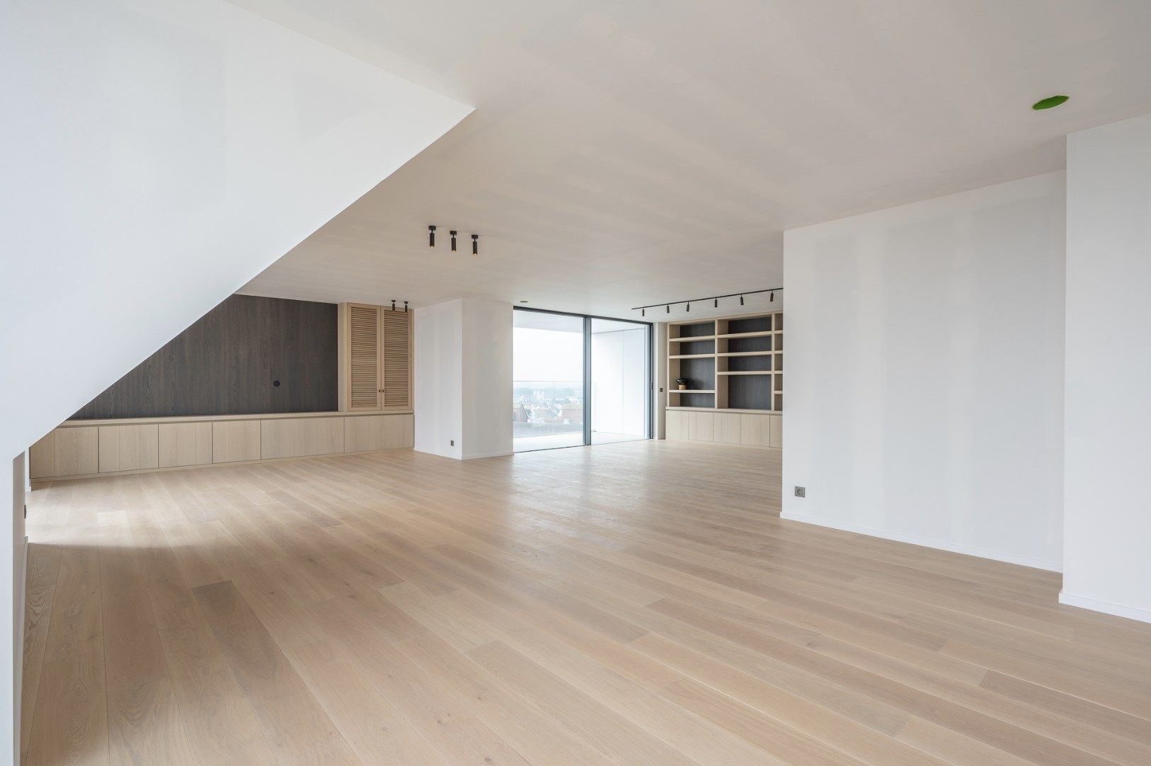 Uitzonderlijke hoekduplex (427m²) met frontaal zeezicht en meer dan 30 meter gevelbreedte  foto 26