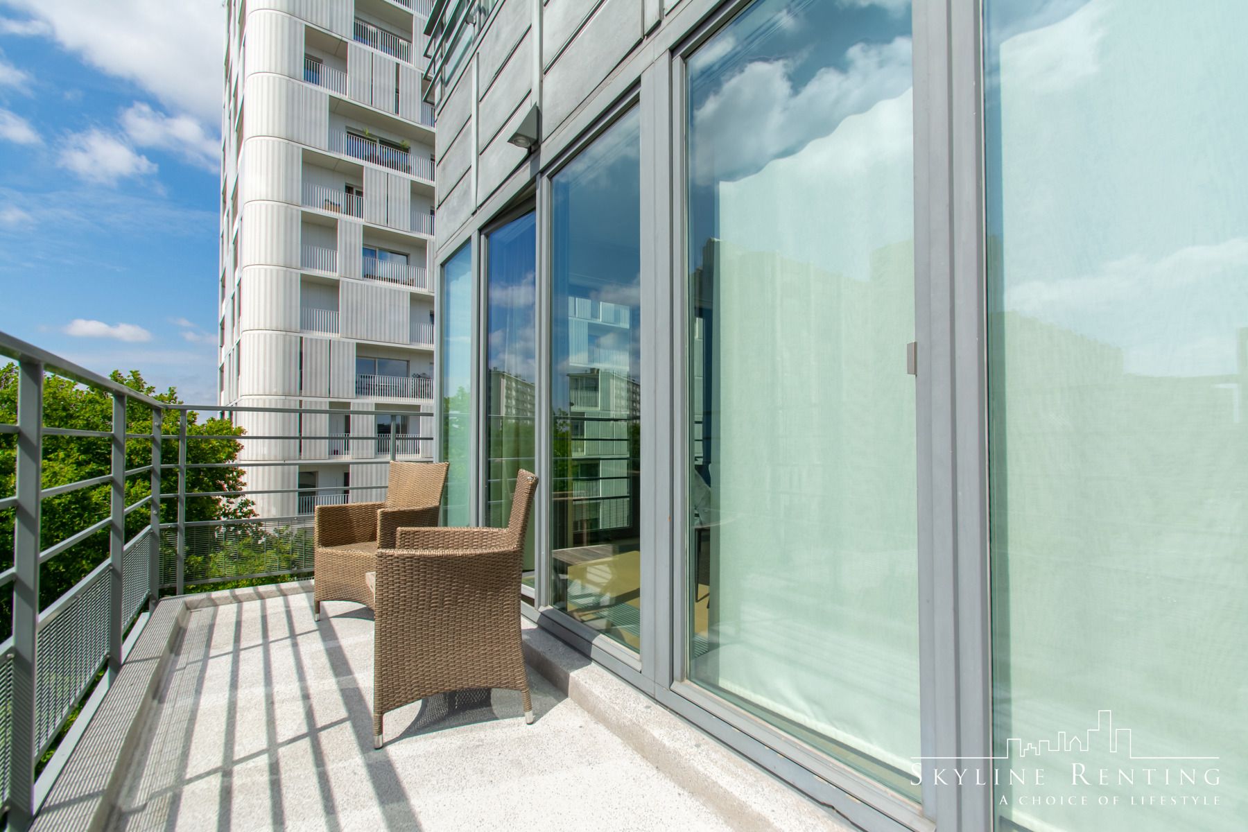 Prachtig 2 slpk appartement + terras (NAVO) foto 6