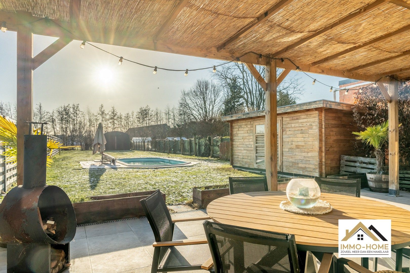 Ruime vrijstaande woning met zwembad en ruime grond op topligging! foto 5