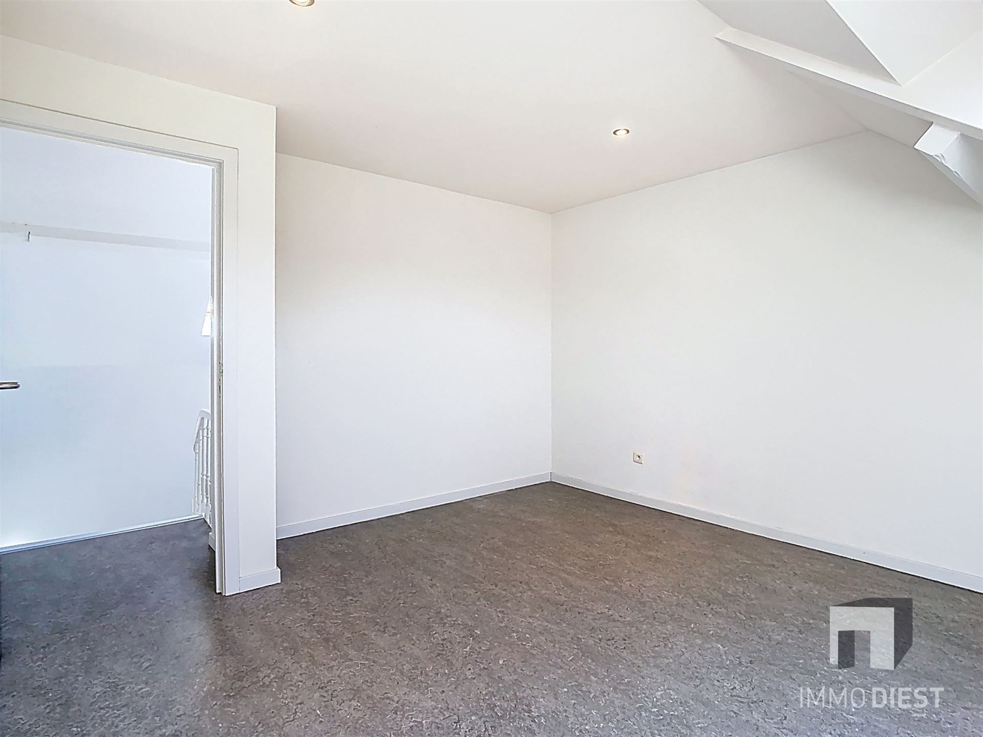 Hoekwoning foto 13
