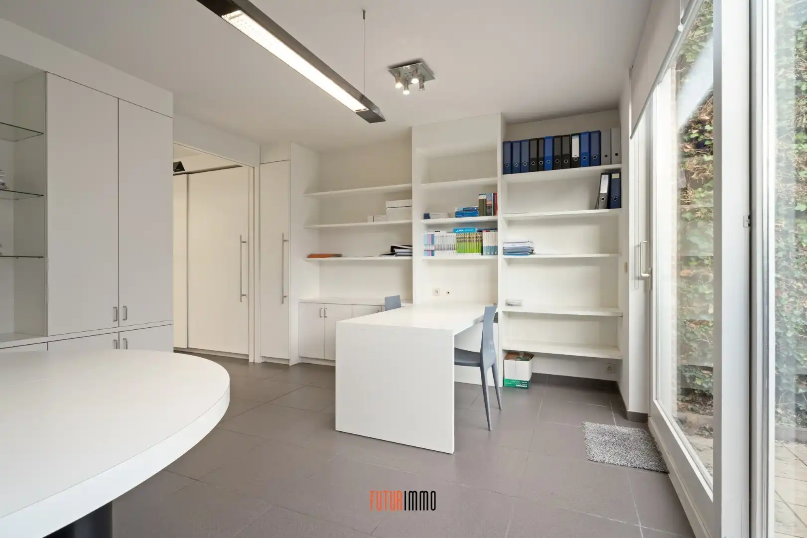 Polyvalente eigendom in hartje Rumbeke foto 10