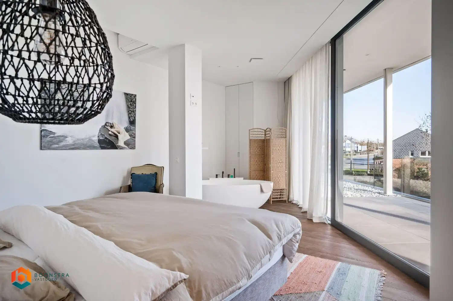 Exclusieve penthouse met 5 slpkrs, riant terras en ruime garage foto 17