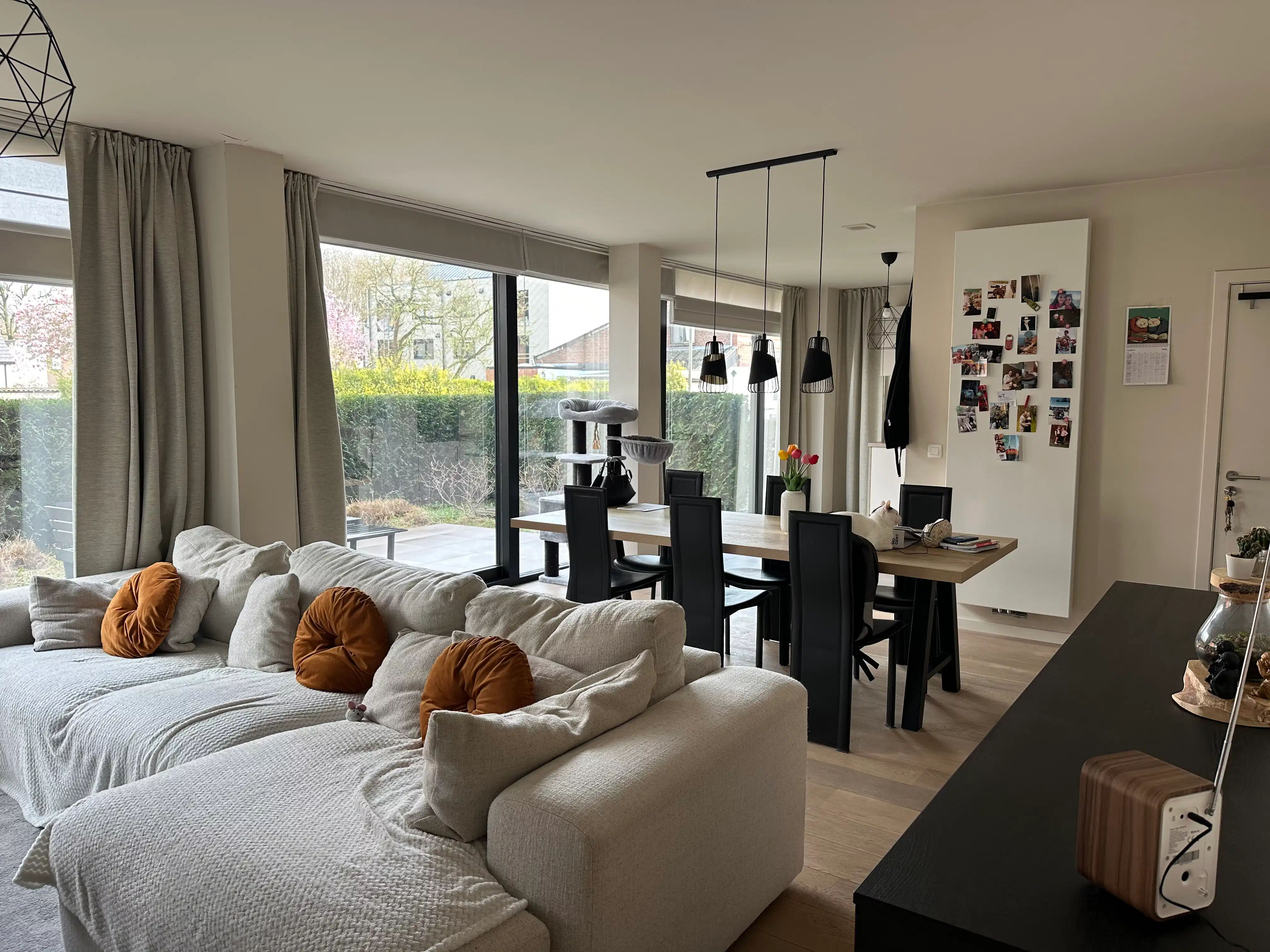 Gelijkvloers appartement met 2 slaapkamers! foto 3