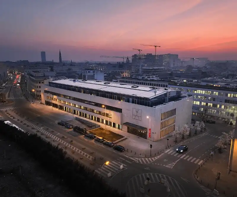 Winkelpand te huur foto {{pictureIndex}}