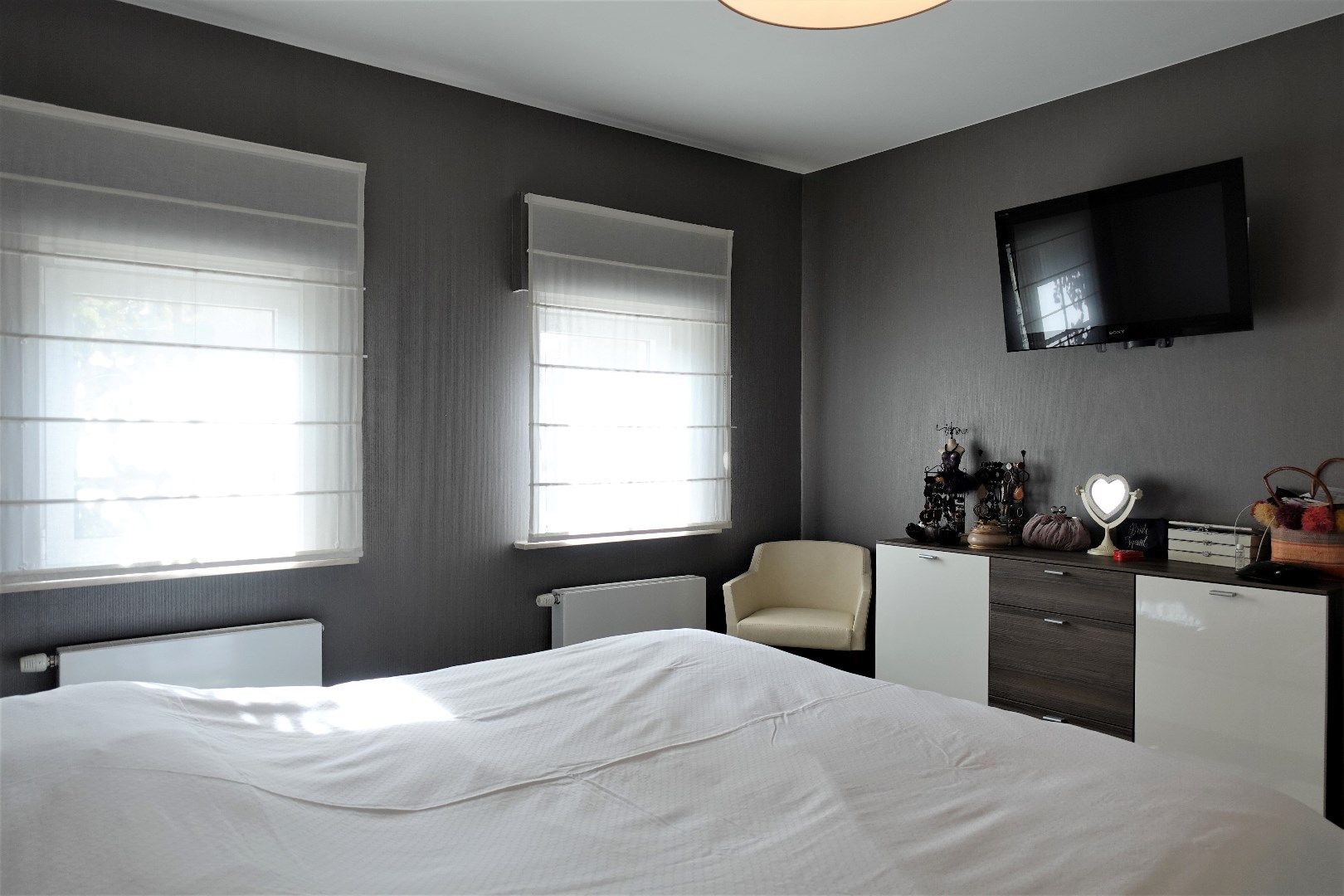 Ruime instapklare halfopen bebouwing foto 10