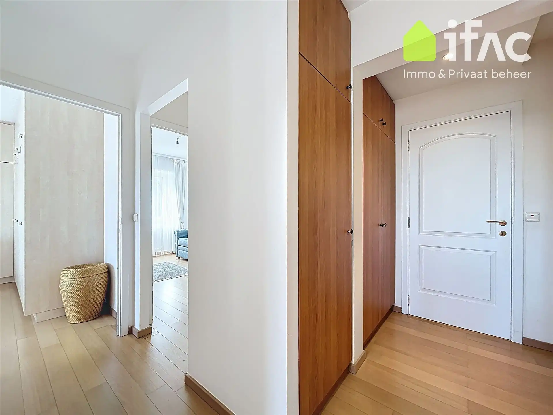 Ruim appartement met 3 slaap-, 2 badkamers en garagebox  foto 20