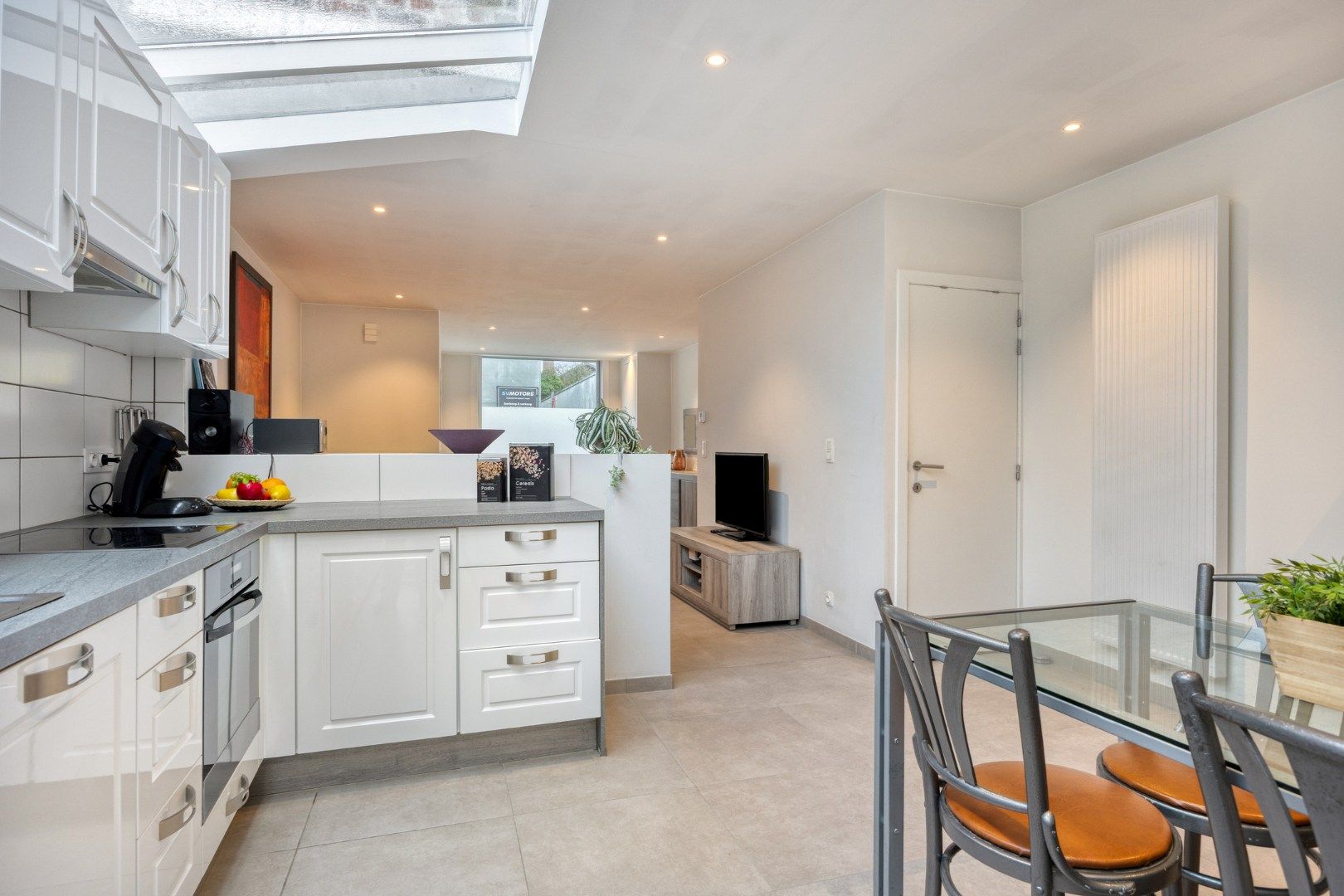 Gezellige, gerenoveerde woning in een rustige buurt! foto 8