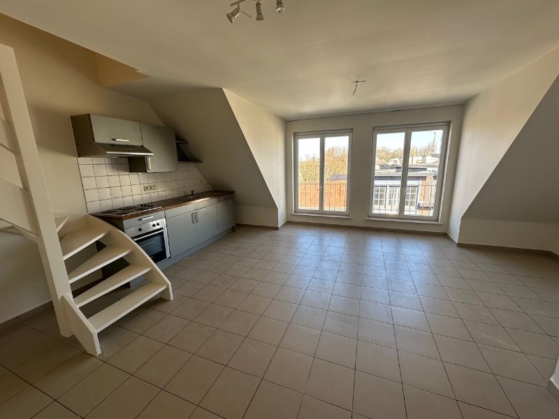 🏡✨ TE HUUR: duplex appartement met 2 slaapkamers in Sint-Gillis-Waas! ✨🏡 foto 2
