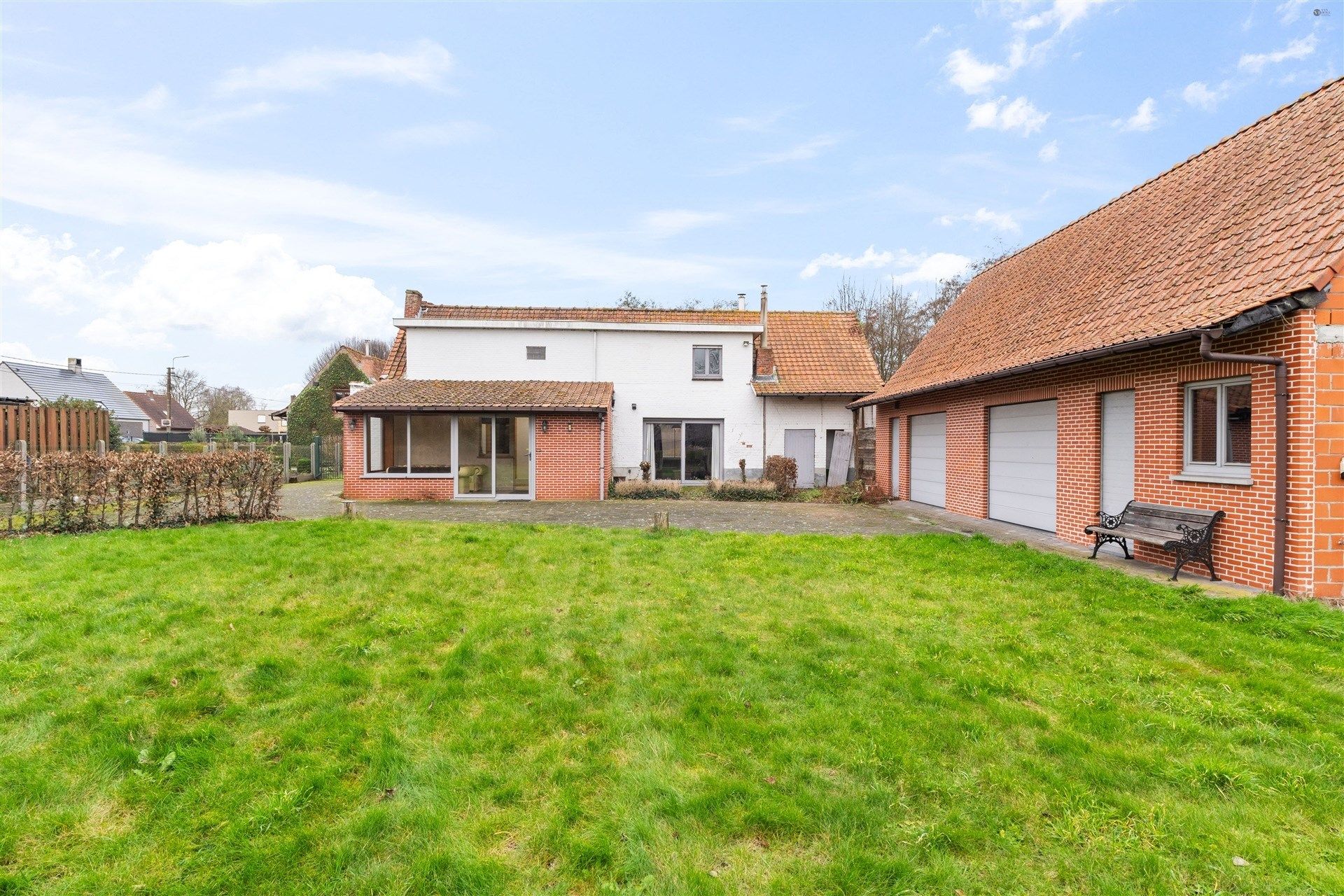 Hoofdfoto van de publicatie: Open bebouwing met vrijstaande schuur 