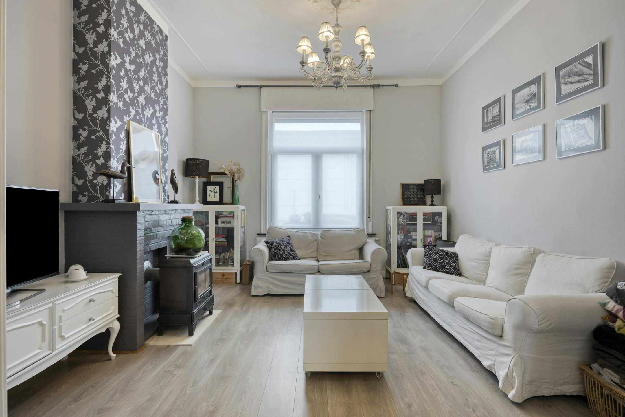 Charmante woning met potentieel te koop in Steenokkerzeel foto 2