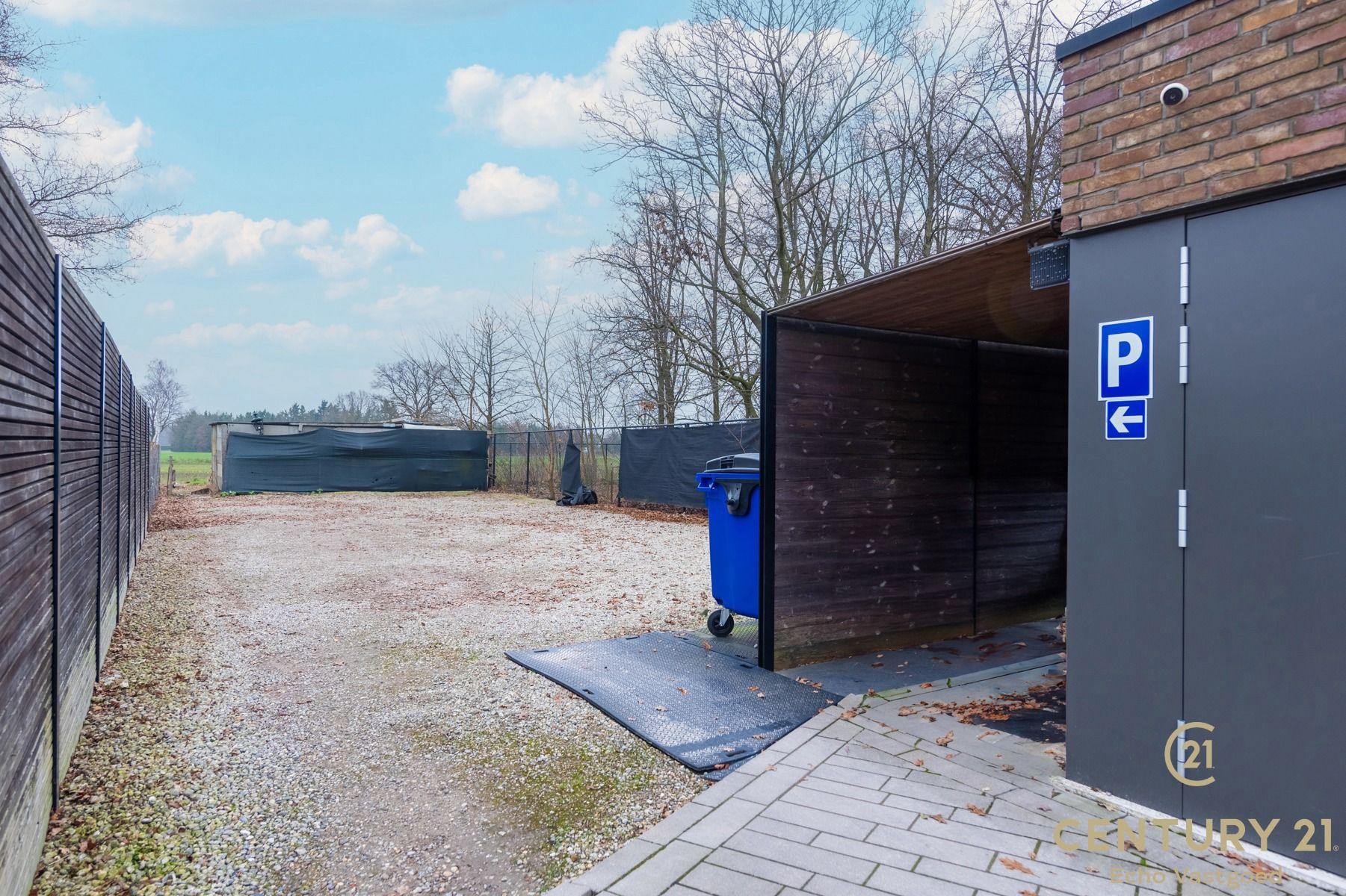 Zeldzaam mooi horecapand mét luxe woonst op toplocatie foto 30